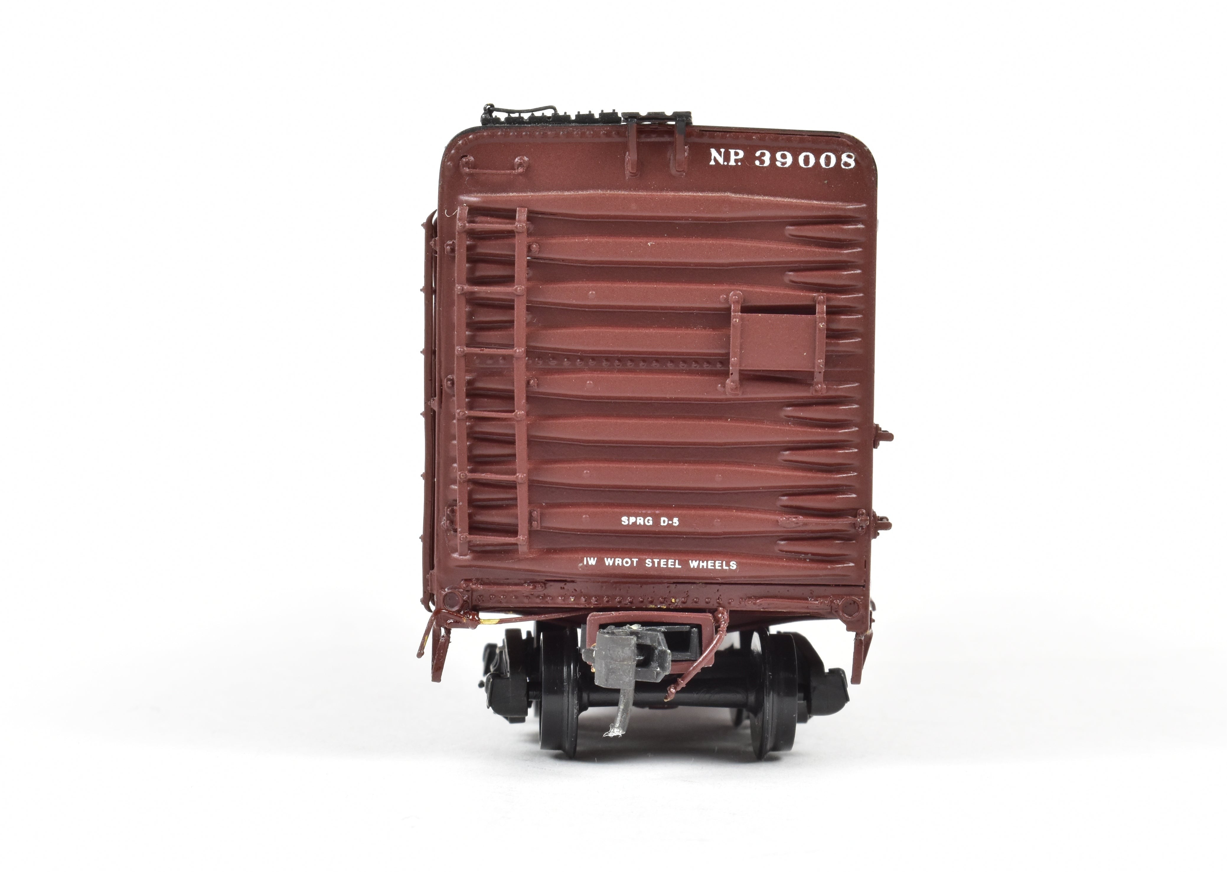 HO Scale Brass NP - Northern Pacific 40' Round Roof Painted Auto Box Car by W&R Enterprises