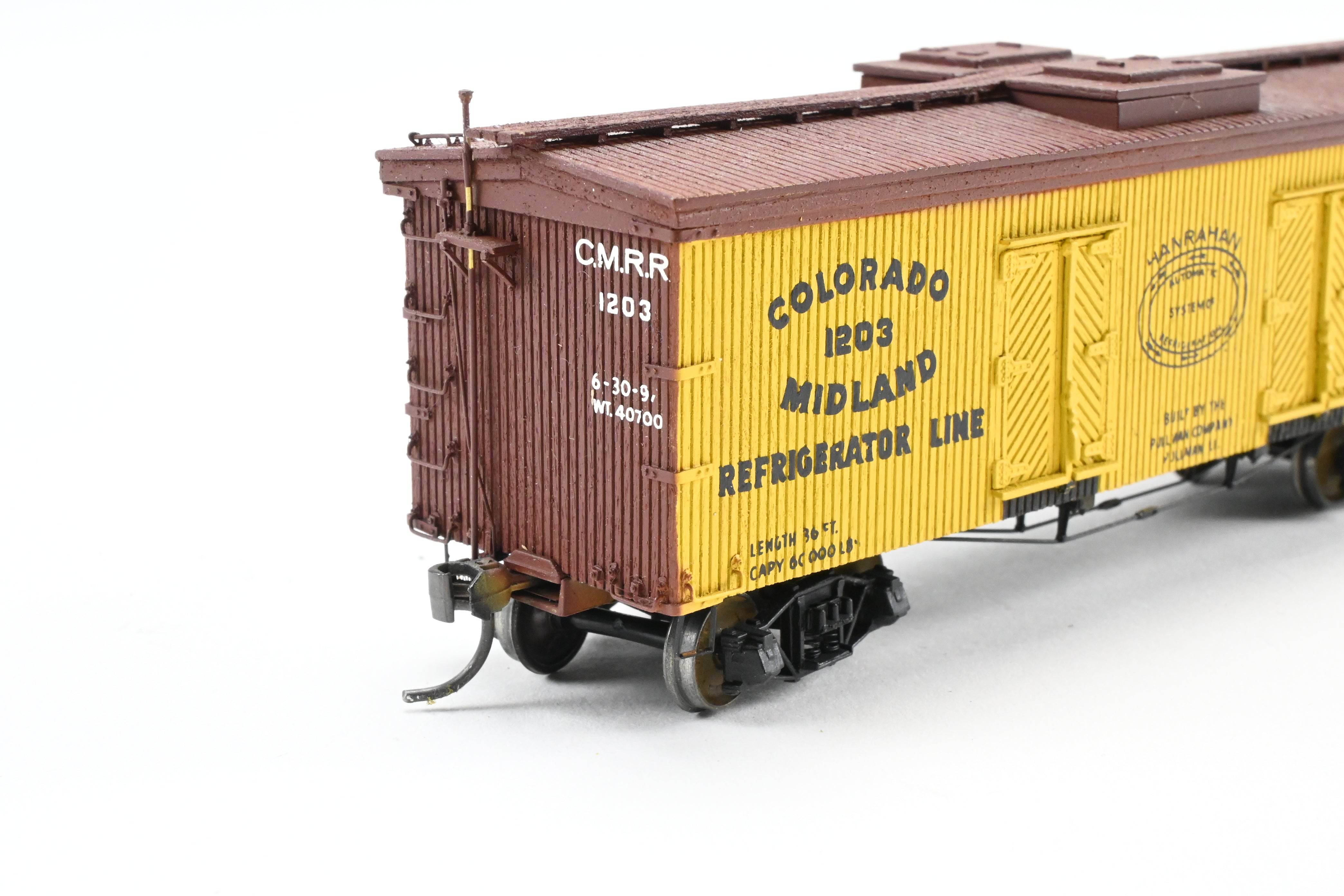 La Belle Woodworking 36' Colorado Midland Wood Sided Reefer, Fully Assembled & Painted