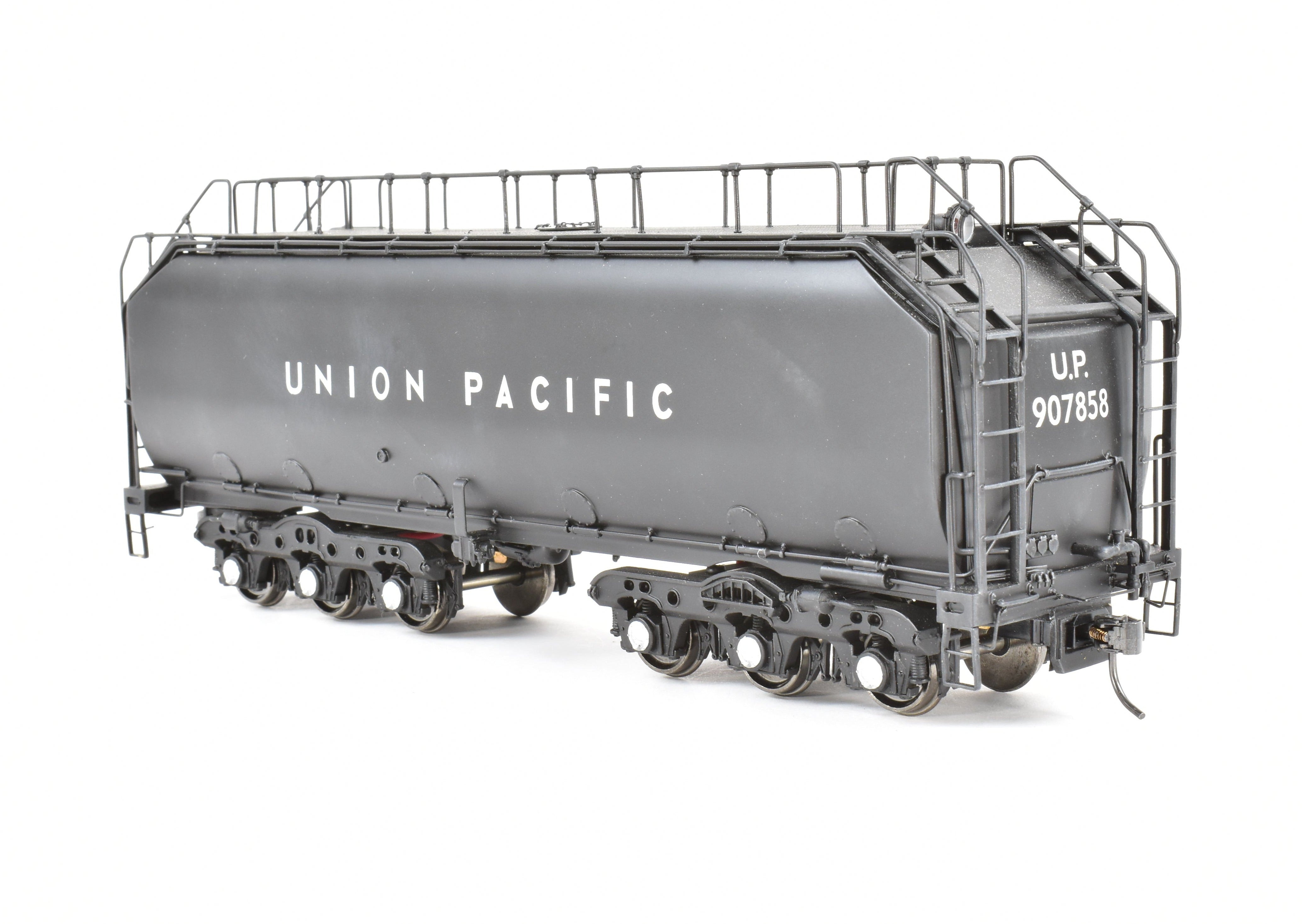 Brass Union Pacific Auxiliary Water Tender FP Black Sunset Model No. 907858