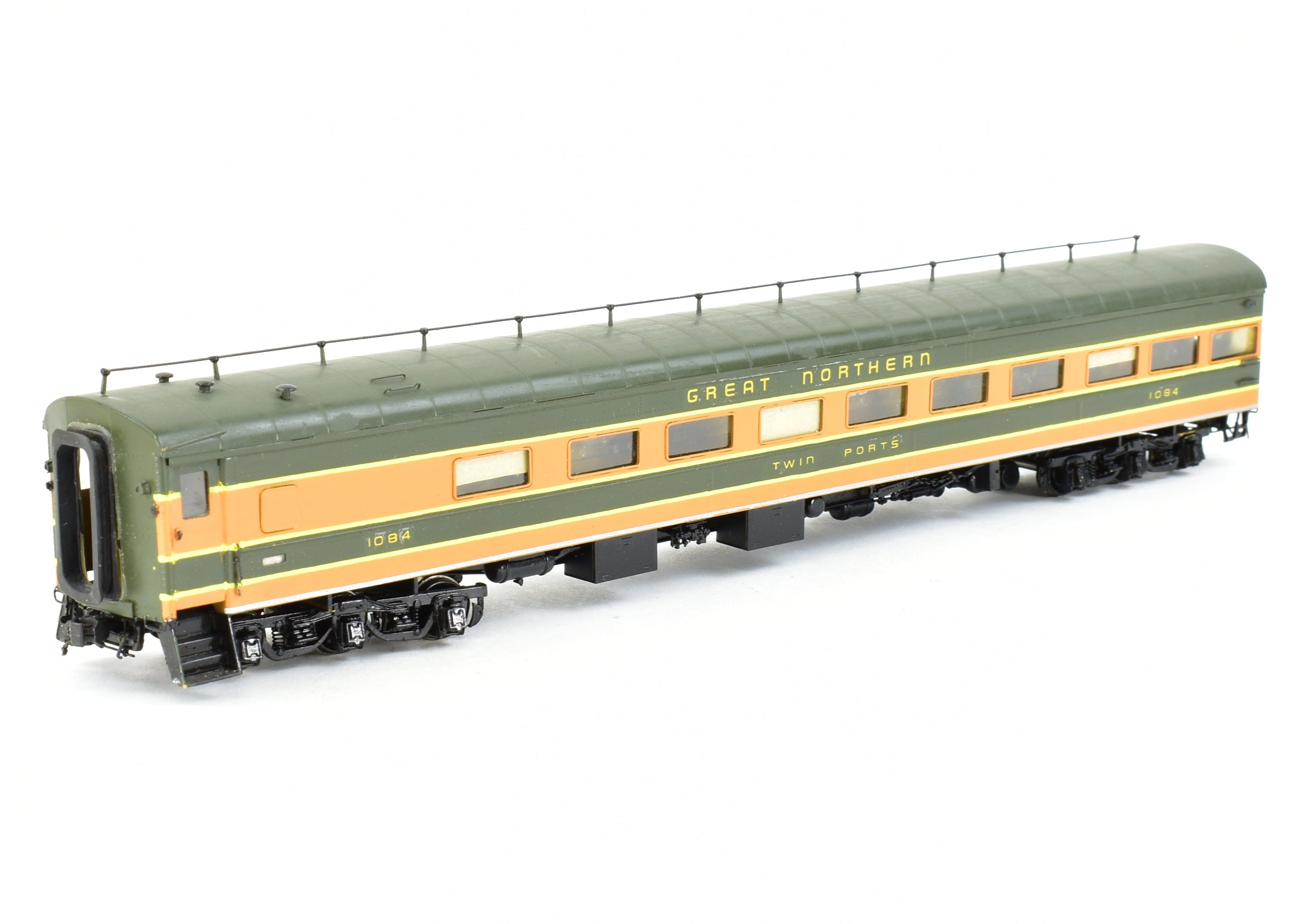 HO Scale Brass Oriental Limited Great Northern Buffet Parlor Observation Model Modified for Mid - Train Service, CP Brand