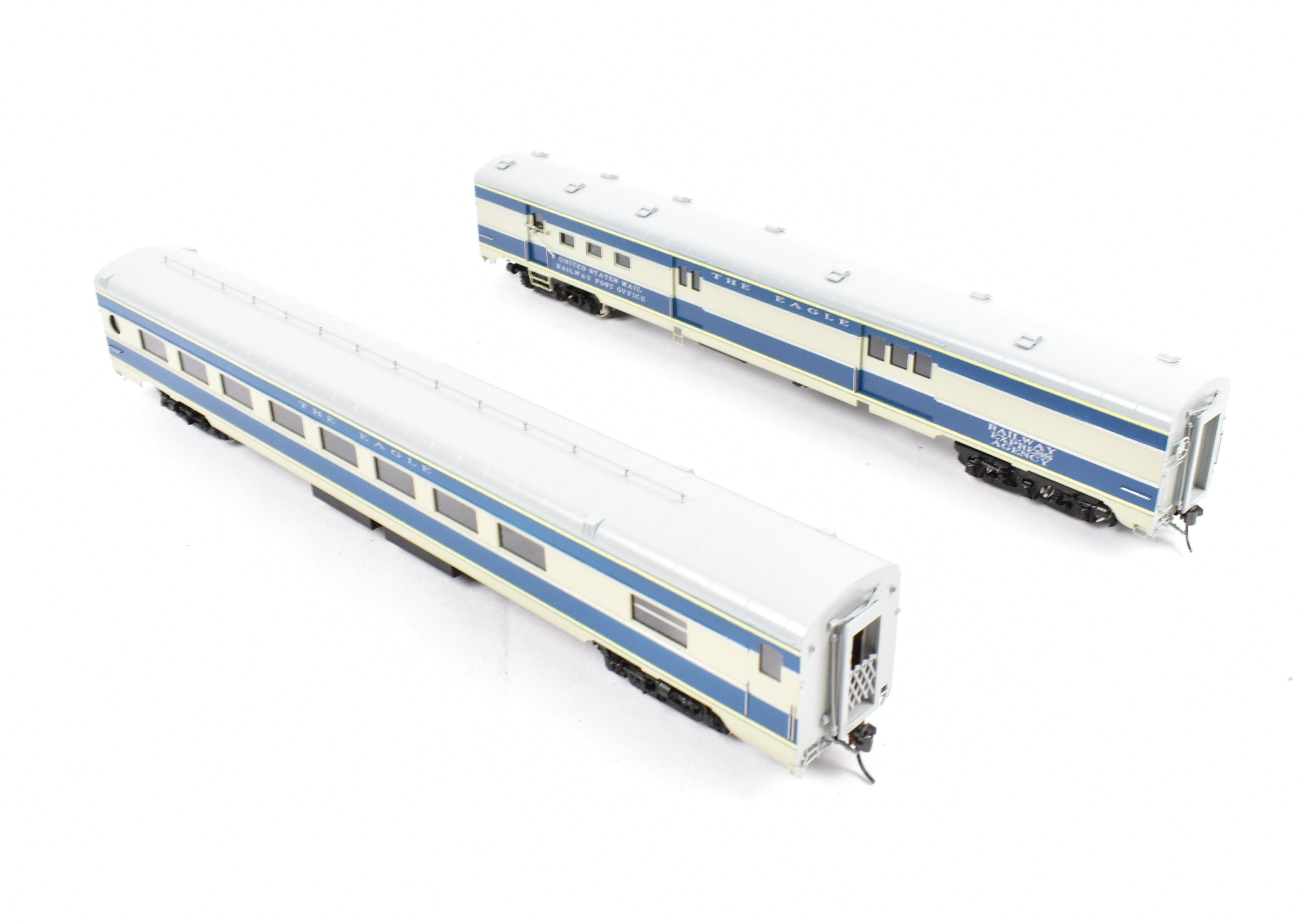 HO Scale Brass Model Train - Hallmark Models MP - Missouri Pacific and T&P - Texas & Pacific Texas Eagle Section 1 Four-Car Set for Model Train Enthusiasts