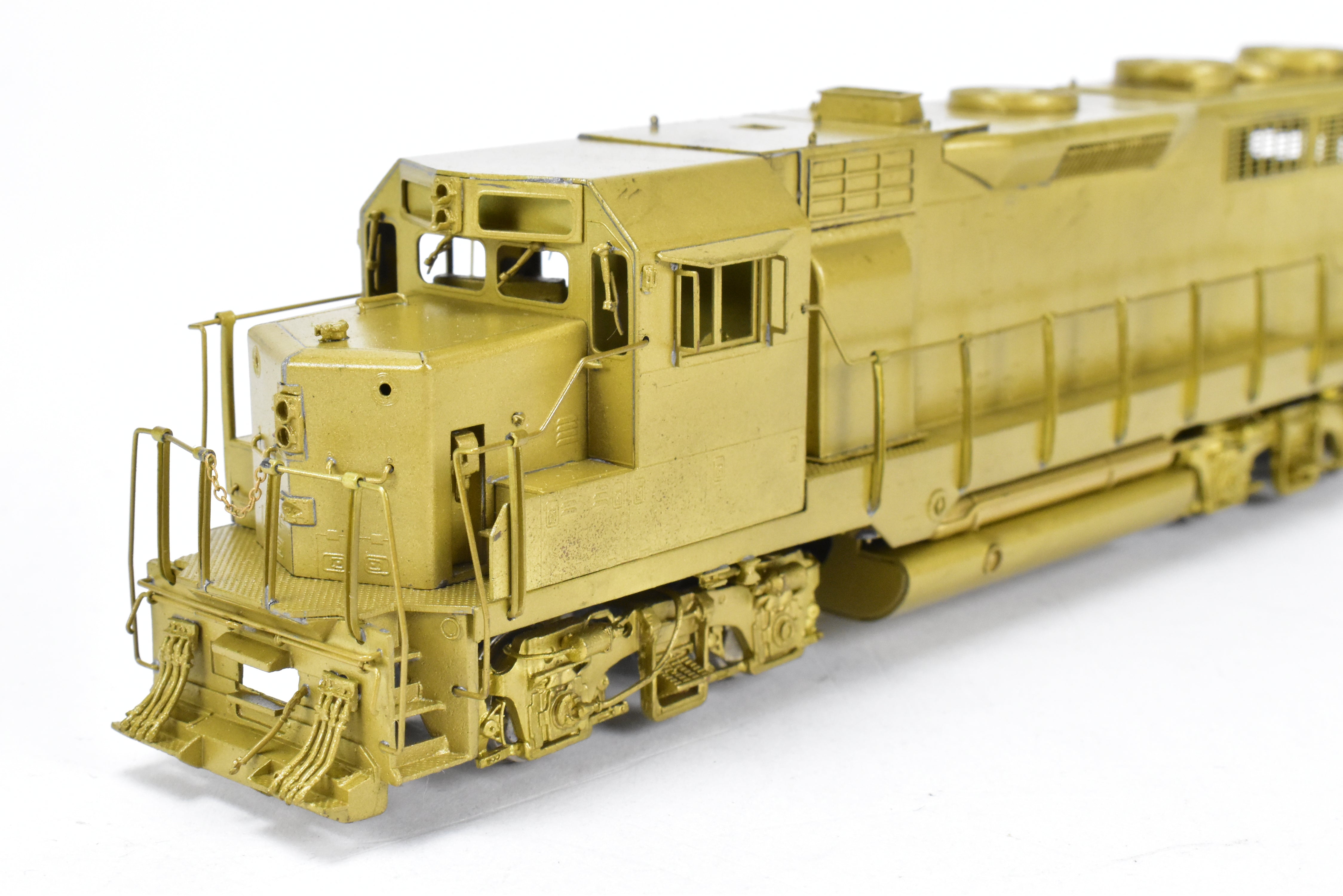 HO Scale Brass Model Train - Overland Models Inc. EMD GP35 Locomotives of Various Roads with Dynamic Brakes and Nose - Mounted Headlight in N Scale