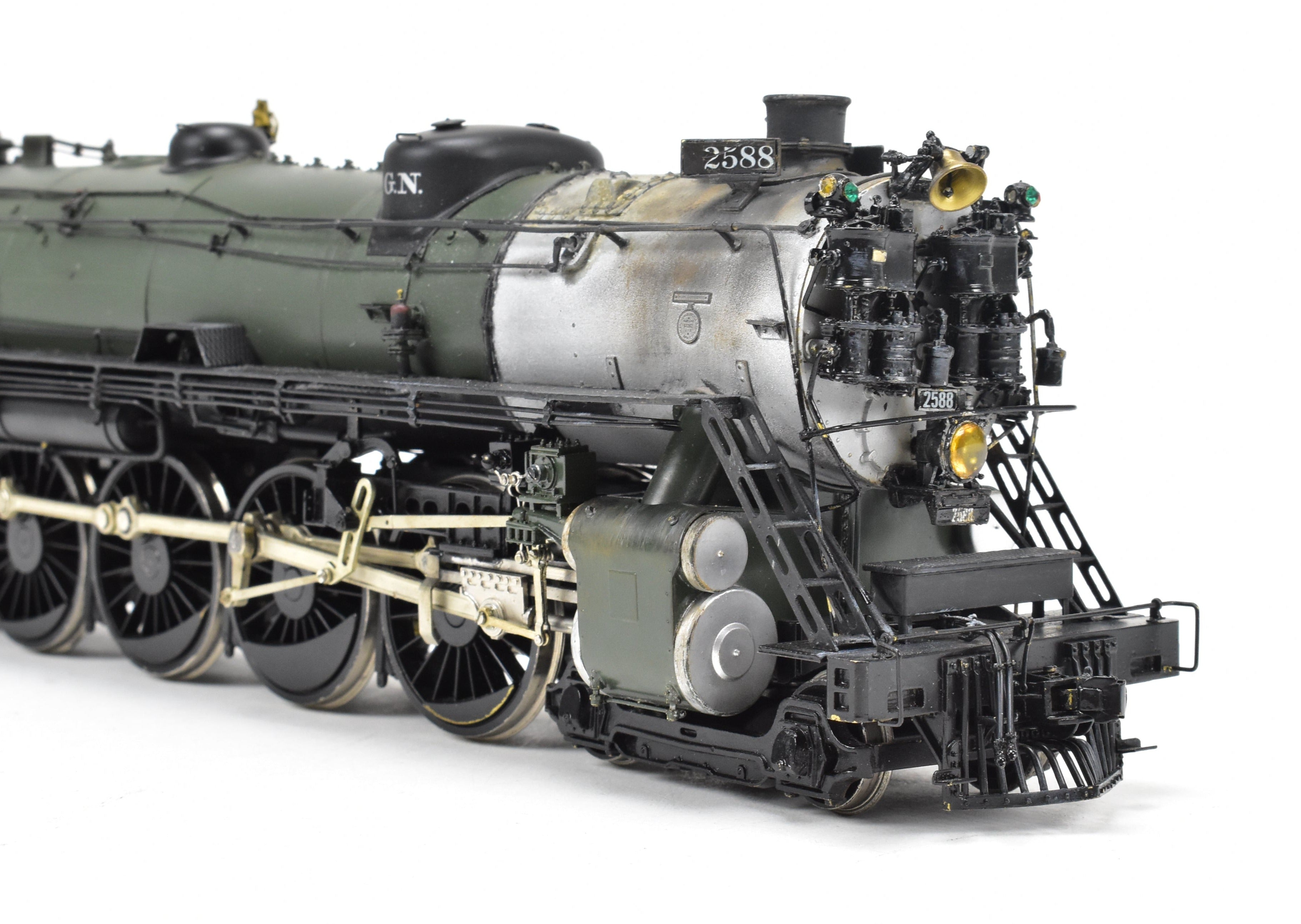 O Scale Brass Model Train - Sunset Models Great Northern S - 2 Class 4 - 8 - 4 Custom Painted Locomotive No. 2588