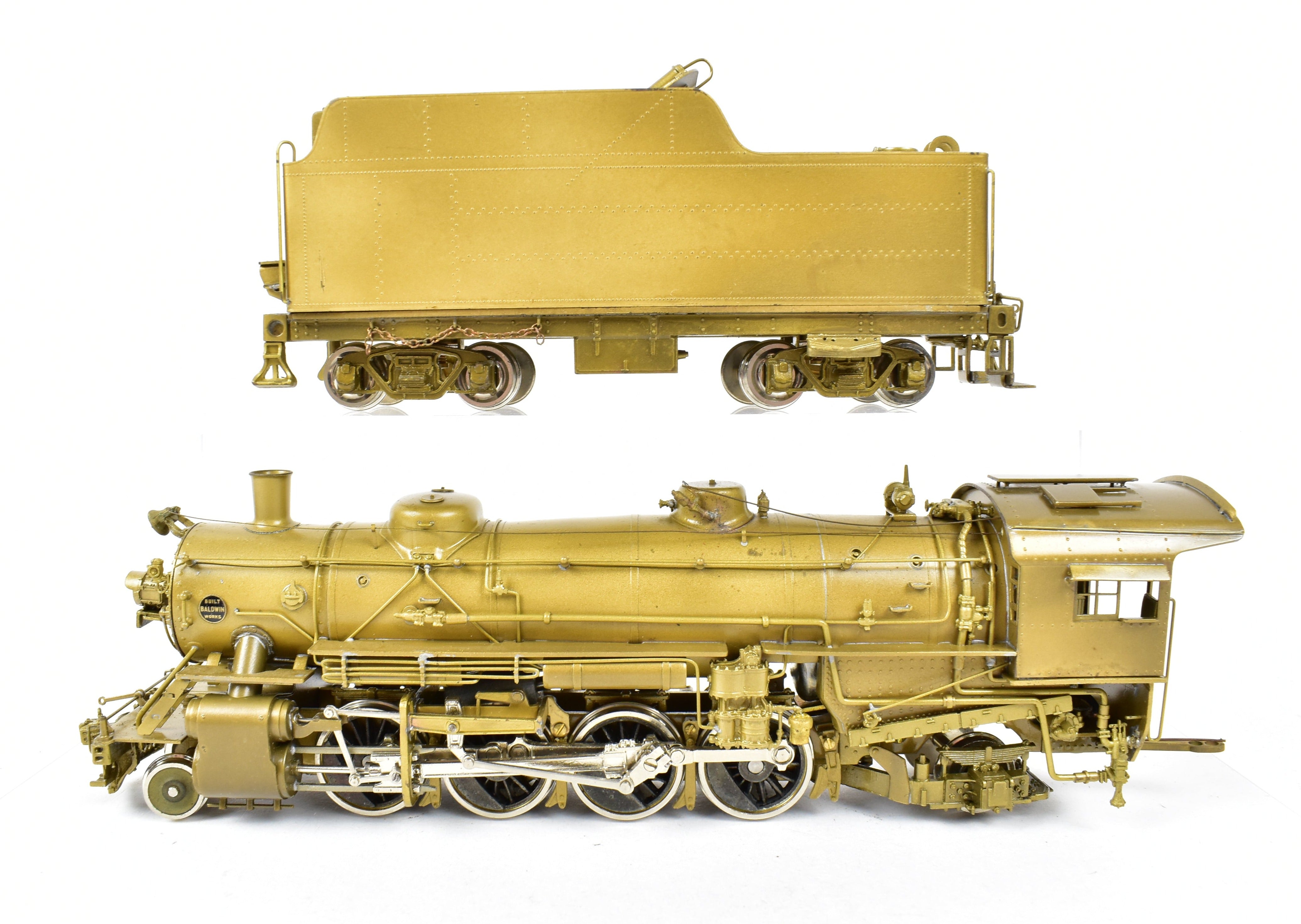 High - Quality HO Scale Brass Pacific Fast Mail (PFM) Model of United States Railway Administration (USRA) 2 - 8 - 2 Light Class Mikado Locomotive from 1977 Hi - Grade Run