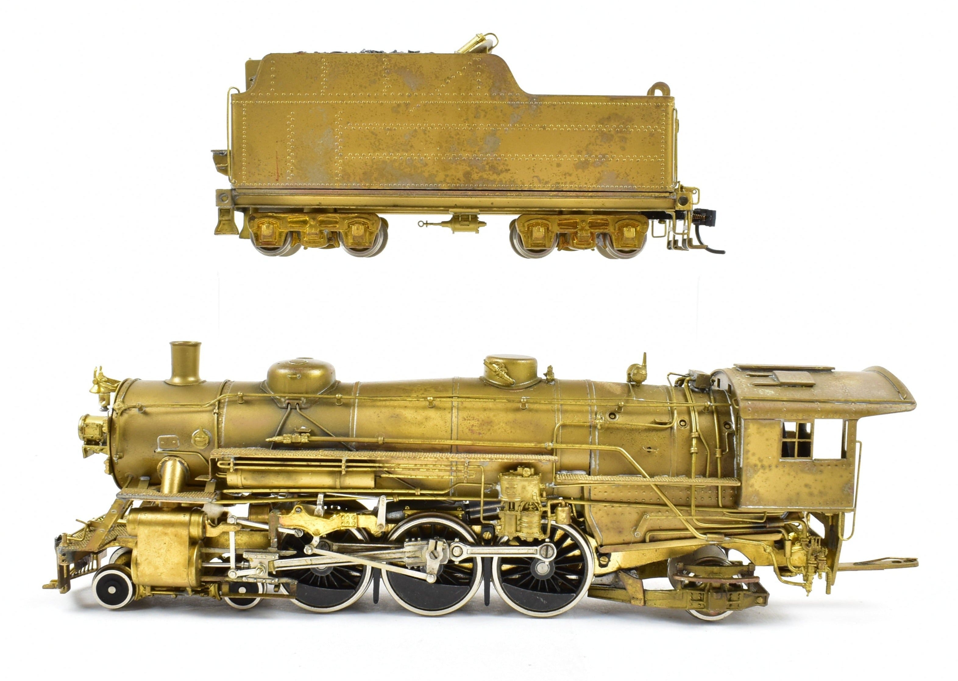 HO Scale Brass Pacific Fast Mail Model - United States Railway Administration Various Roads 4 - 6 - 2 Light Pacific Locomotive from Atlas Industries in Japan