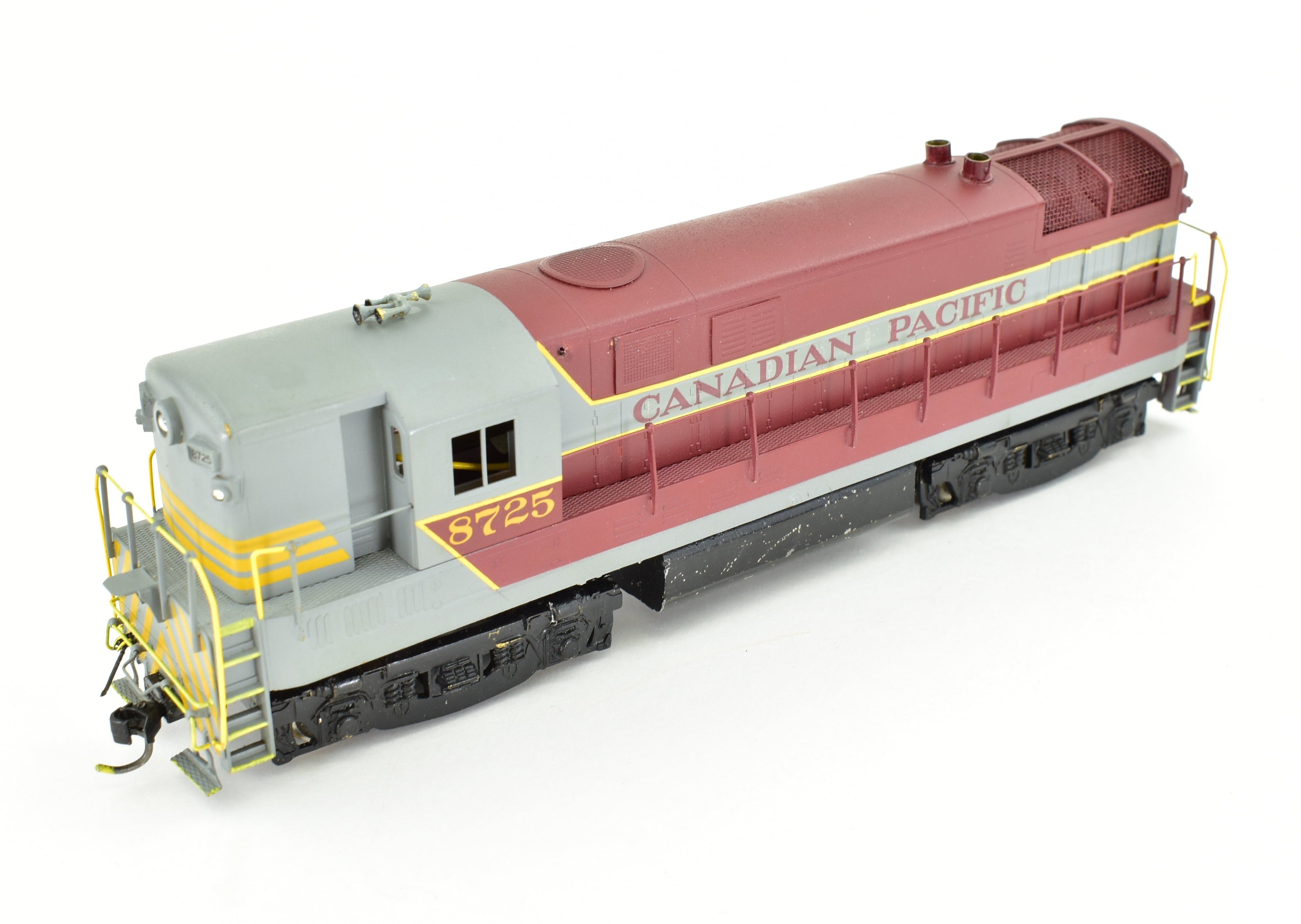 HO Scale Brass Red Ball Canadian Pacific Fairbanks Morse H - 24 - 66 Trainmaster Model Train with Incorrect Box