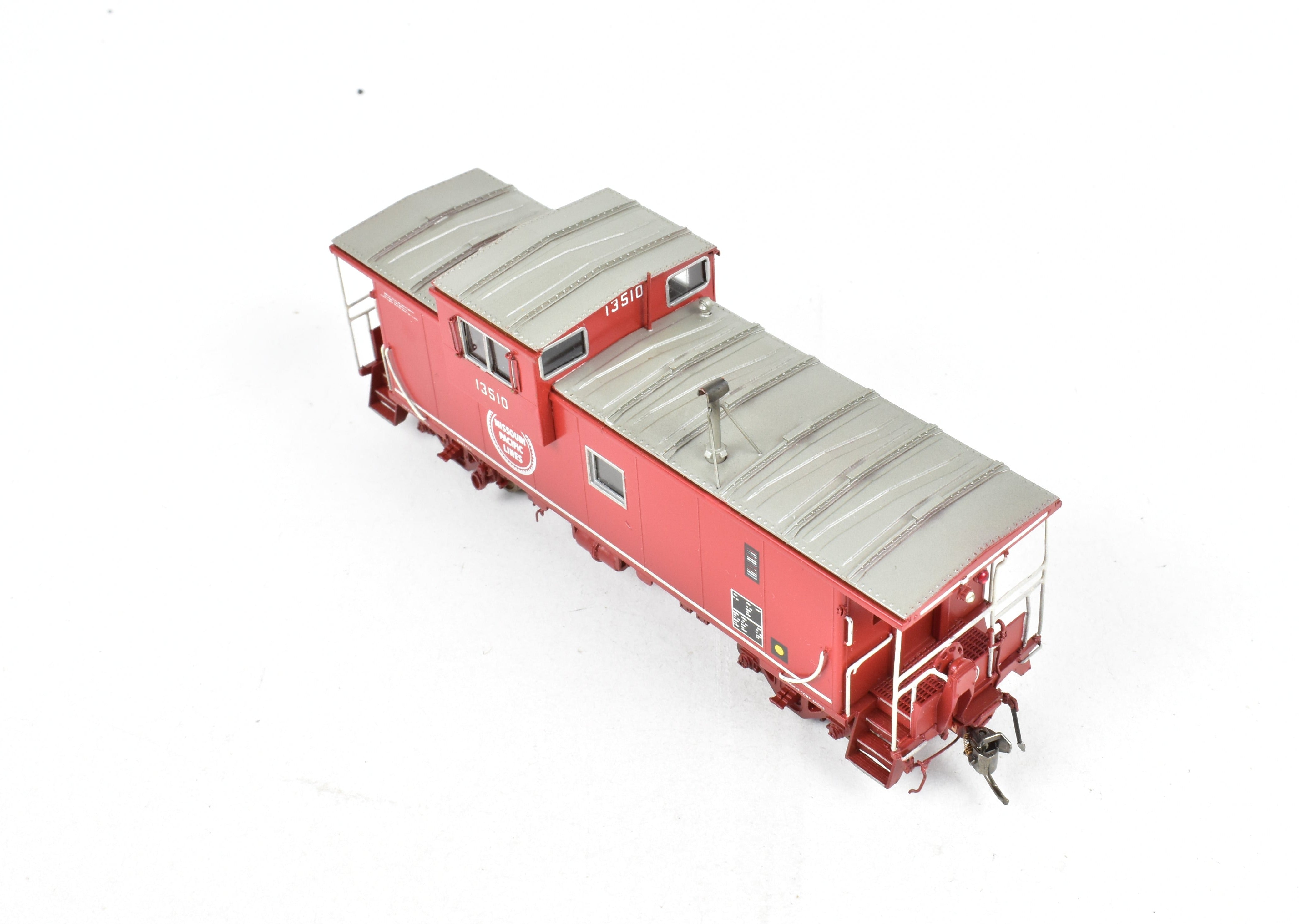 HO Scale Brass OMI Missouri Pacific International W-V Caboose, Pro-Painted & Weathered