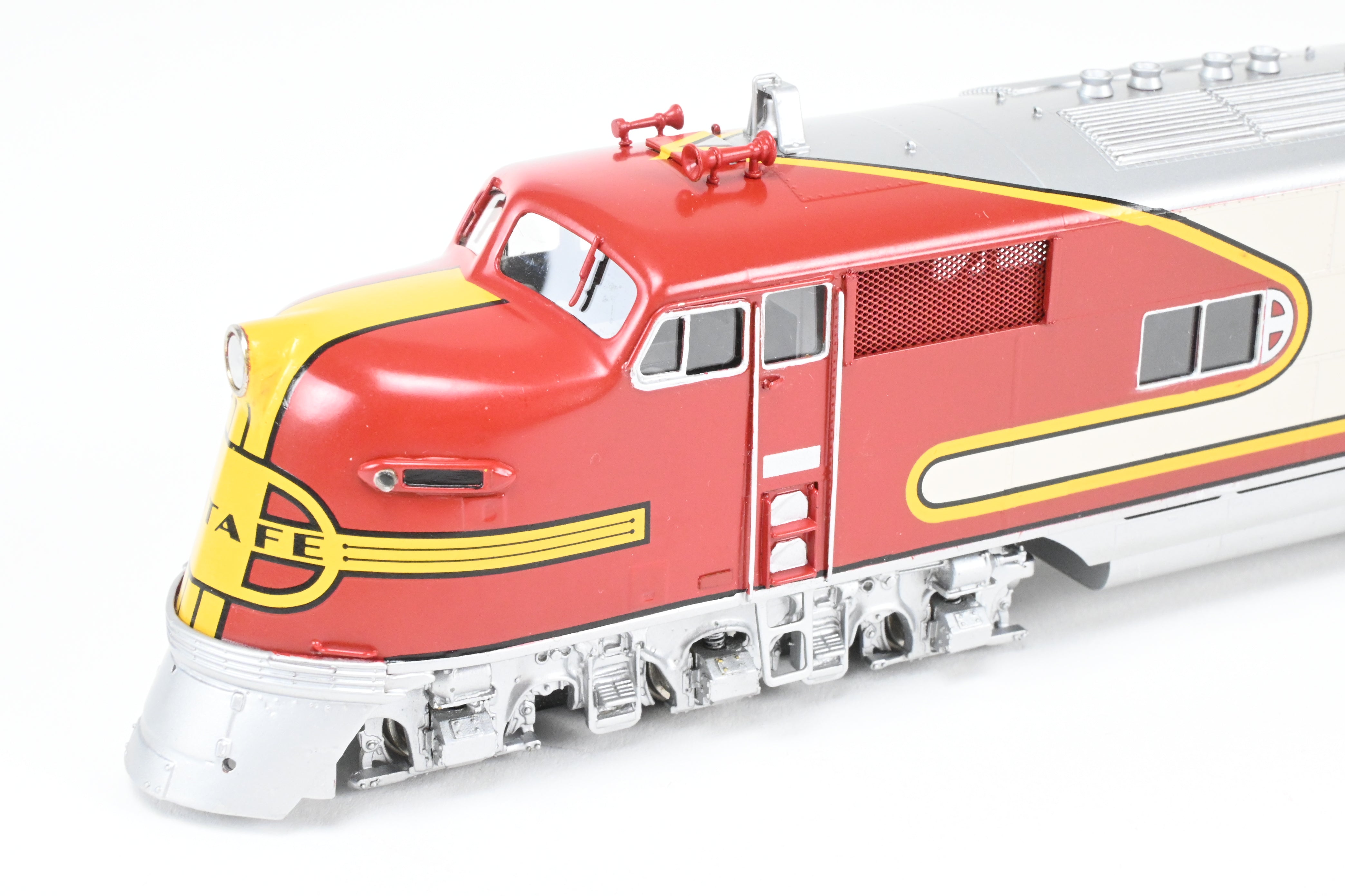 HO Scale Brass Conventional Cylinder - Challenger Imports ATSF - Santa Fe EMD E6 A/B Set with Plating and Painting, No. 14