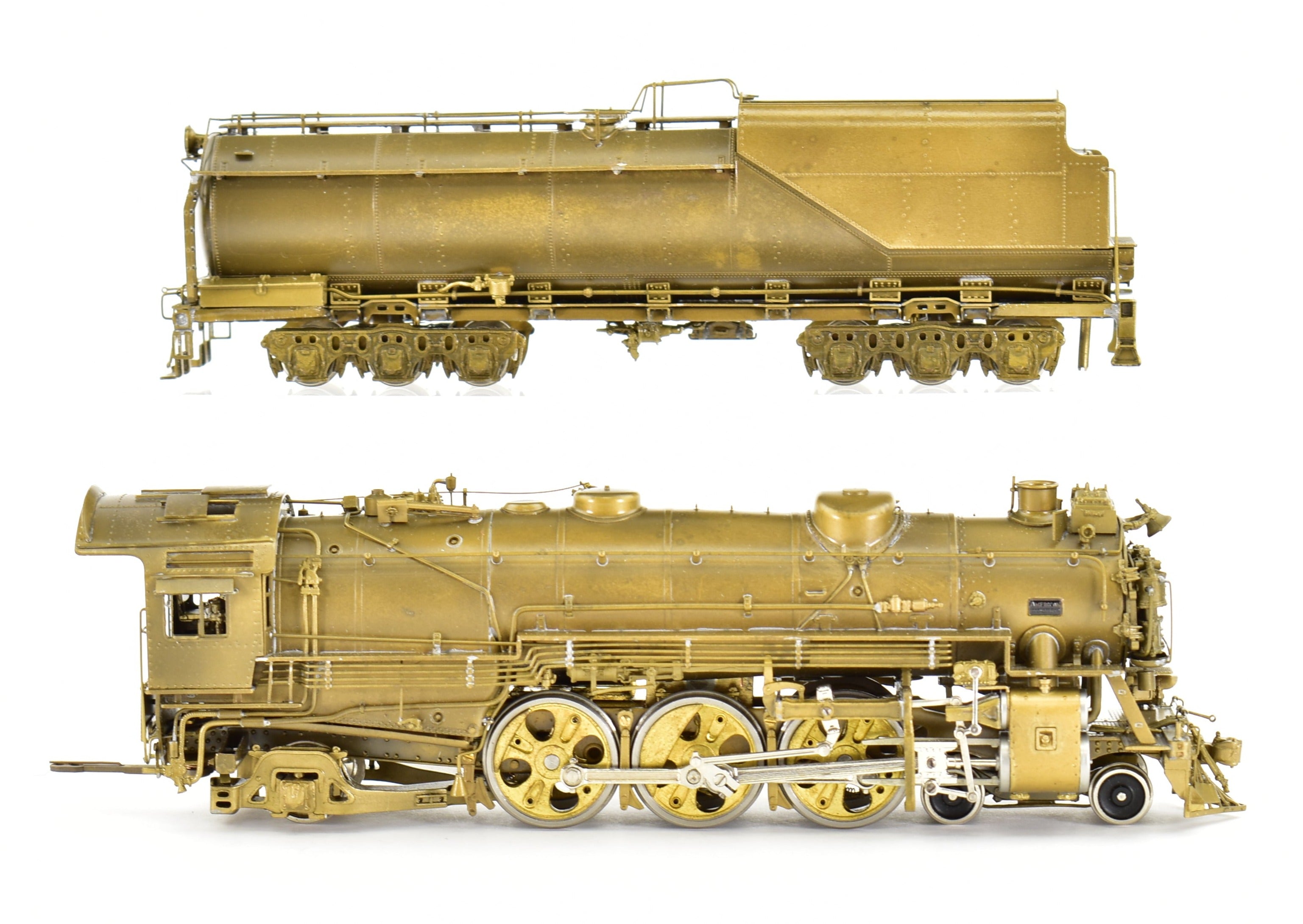 HO Scale Brass Pacific Fast Mail Model - United C&O - Chesapeake & Ohio 4-6-2 Class F-17 Pacific Crown, 1979 Production Run