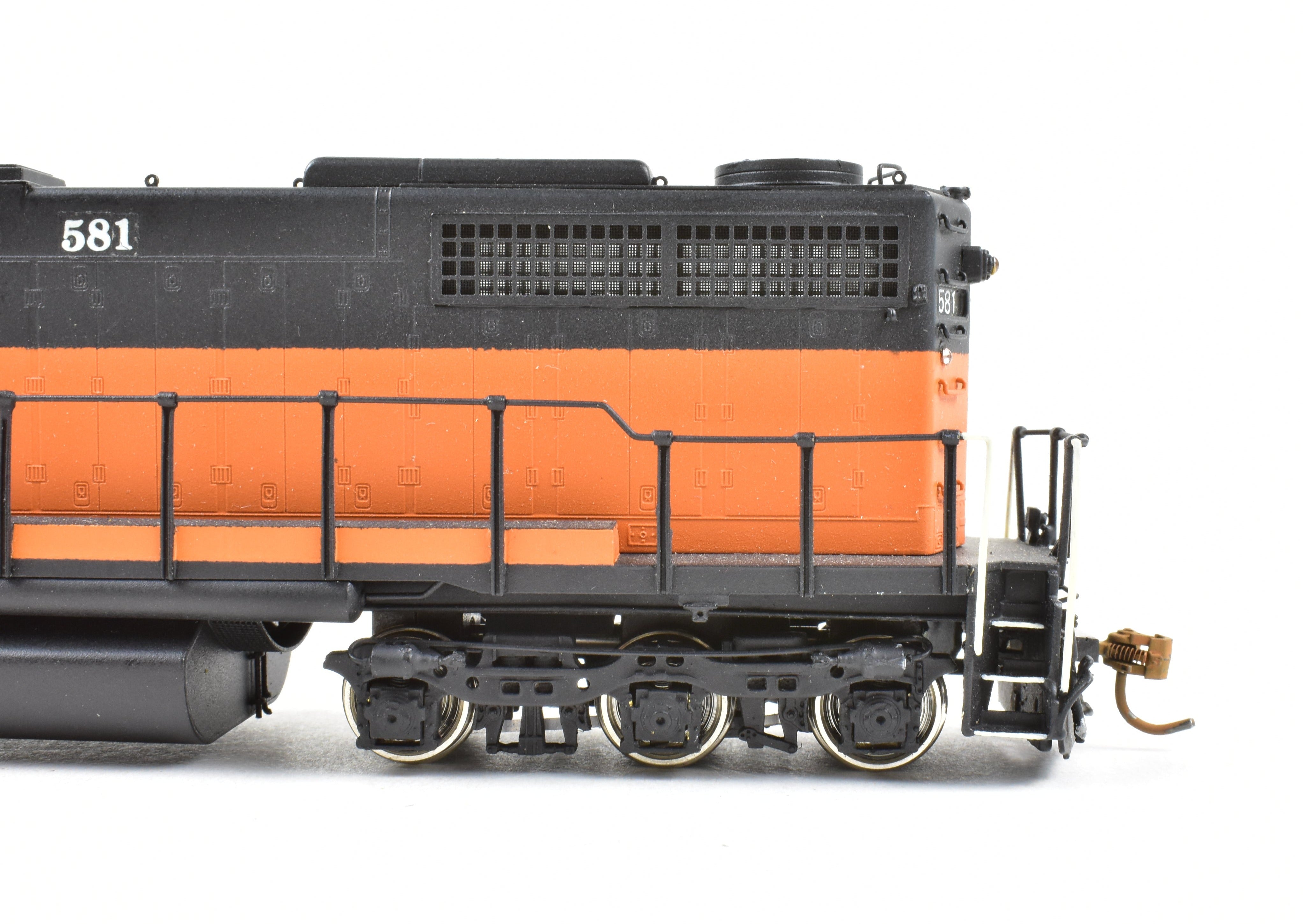 HO Scale Brass OMI MILW - Milwaukee Road EMD SDL39 Custom Painted Locomotive #581