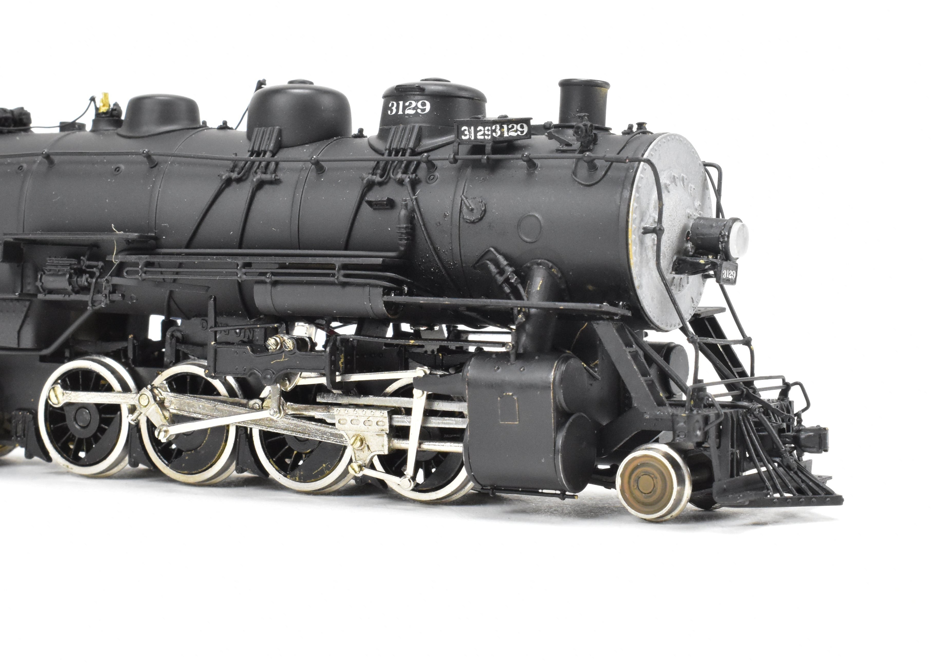 HO Scale Brass Model Train - Hallmark Models ATSF - Santa Fe 3129 Class 2-8-2 Consolidation Locomotive with Pre - installed Digitrax DCC System