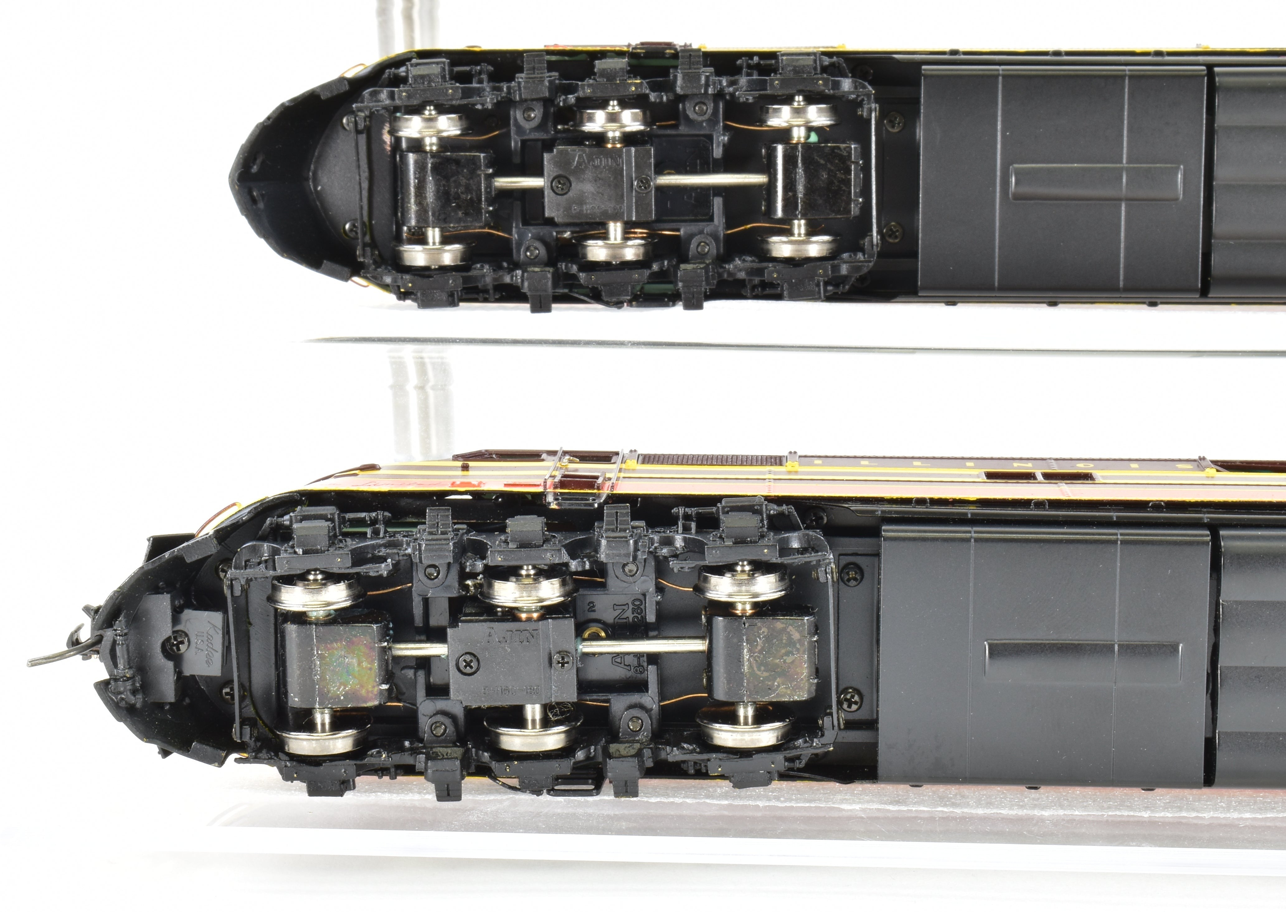 HO Scale Brass Model Train Set - Railway Classics Illinois Central 1942 Panama Limited 10-Car Set with EMD E6 AA Set F/P, Featuring ESU DCC & Sound System