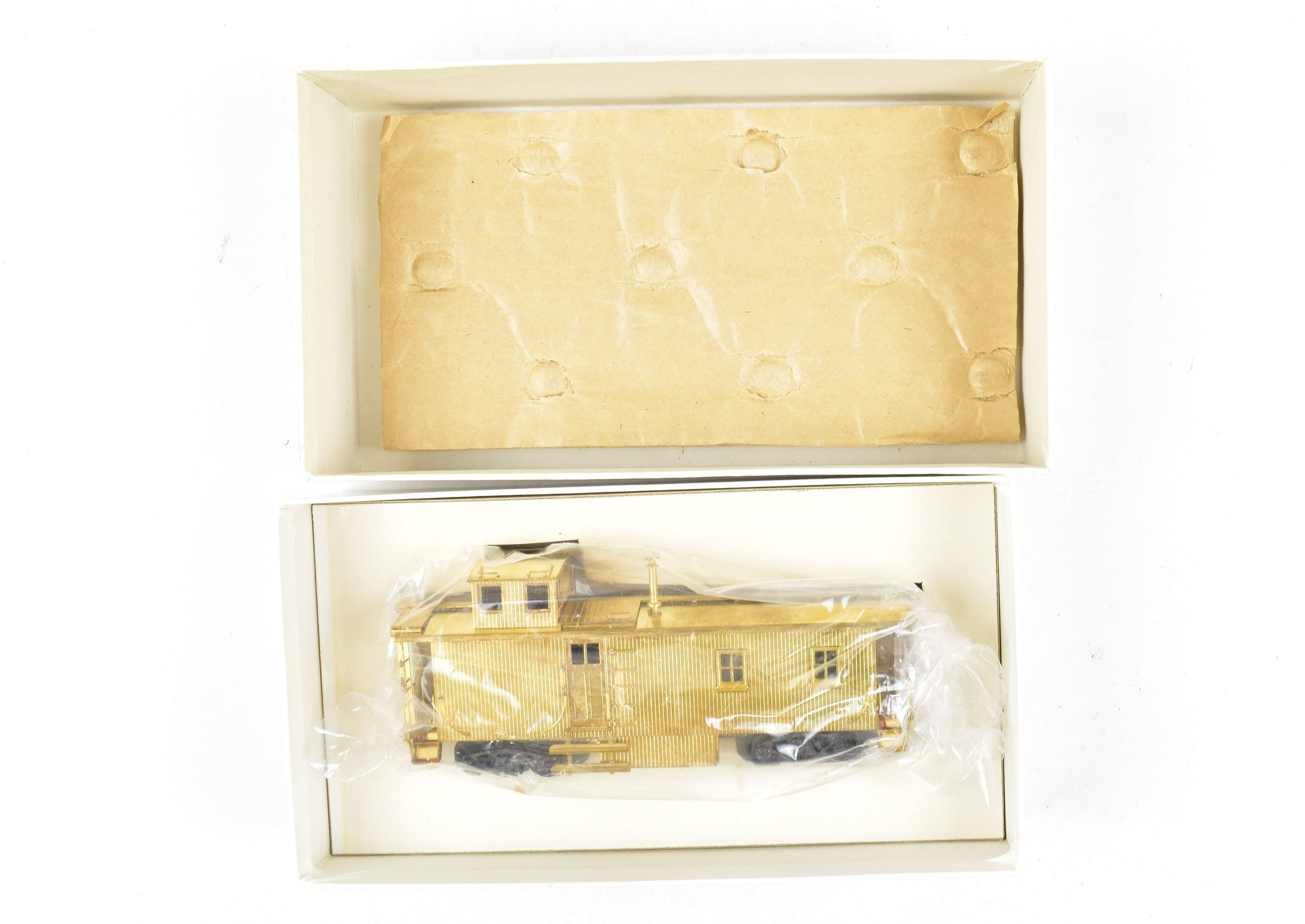HO Scale Brass Model Trains by Trains Inc. - AT&SF Santa Fe Side-Door Caboose for Railroad Layouts