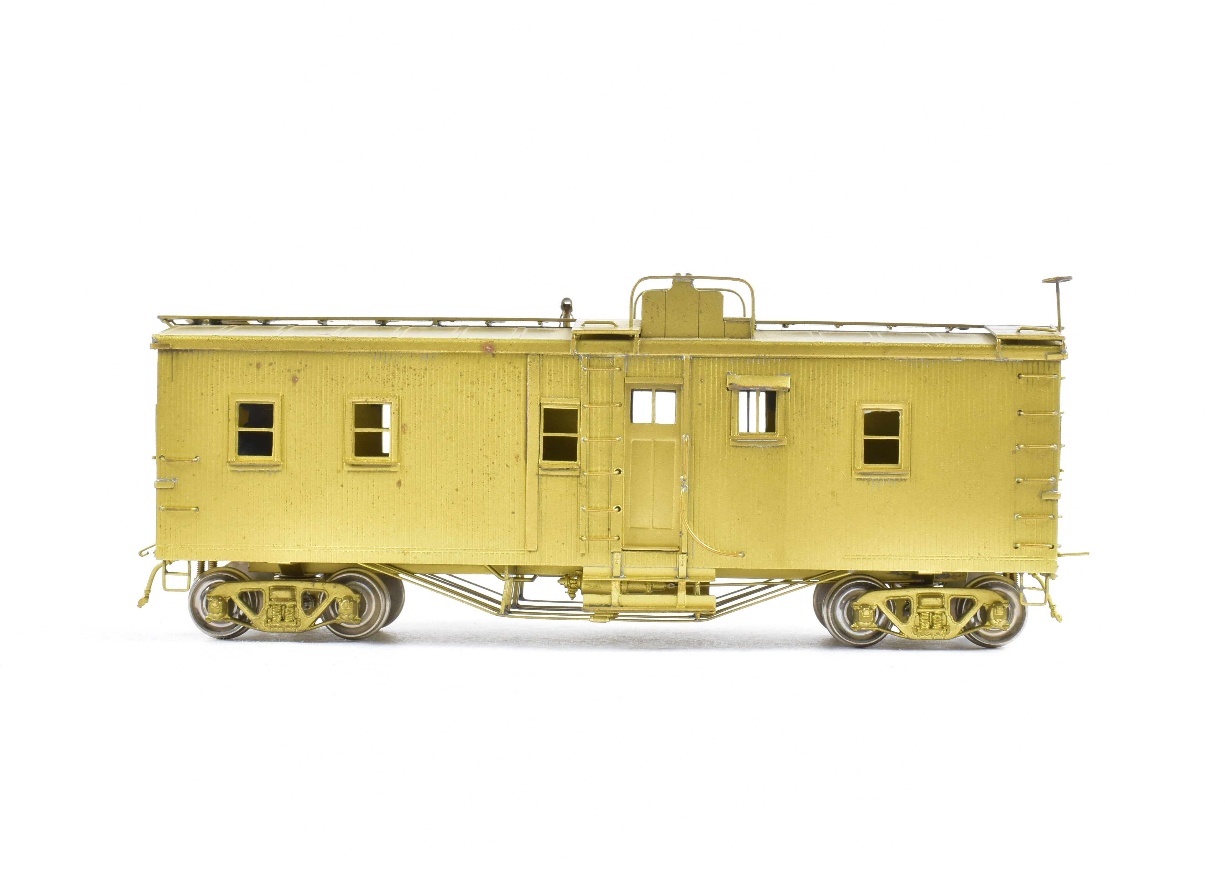 1987 HO Brass ATSF - Santa Fe Caboose with Open - Air Seats by Key Imports