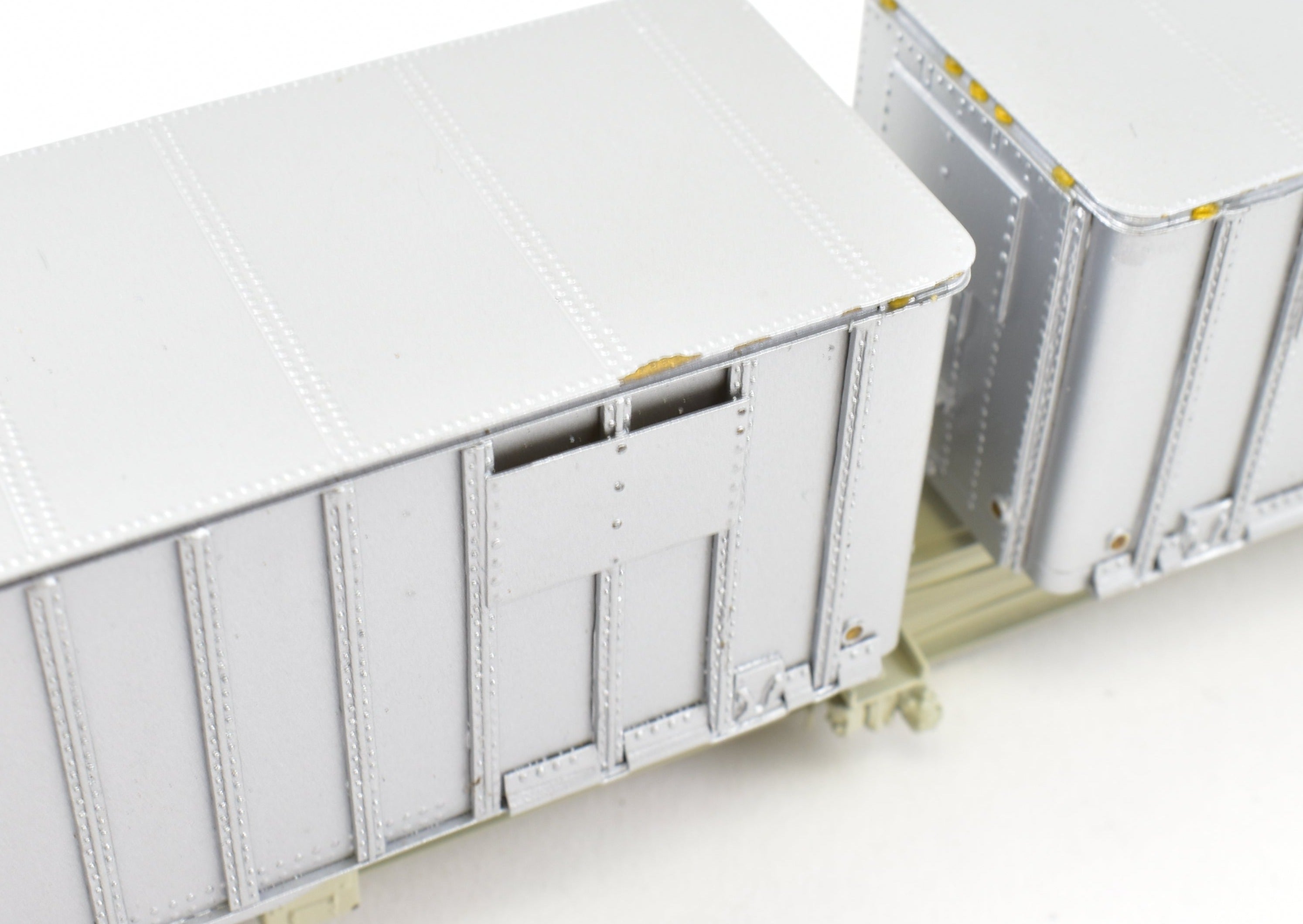 HO Scale Brass NYC - New York Central Flexi - Van Mk II 80' Flat Car with Trailers from Overland Models, Inc. (FP)
