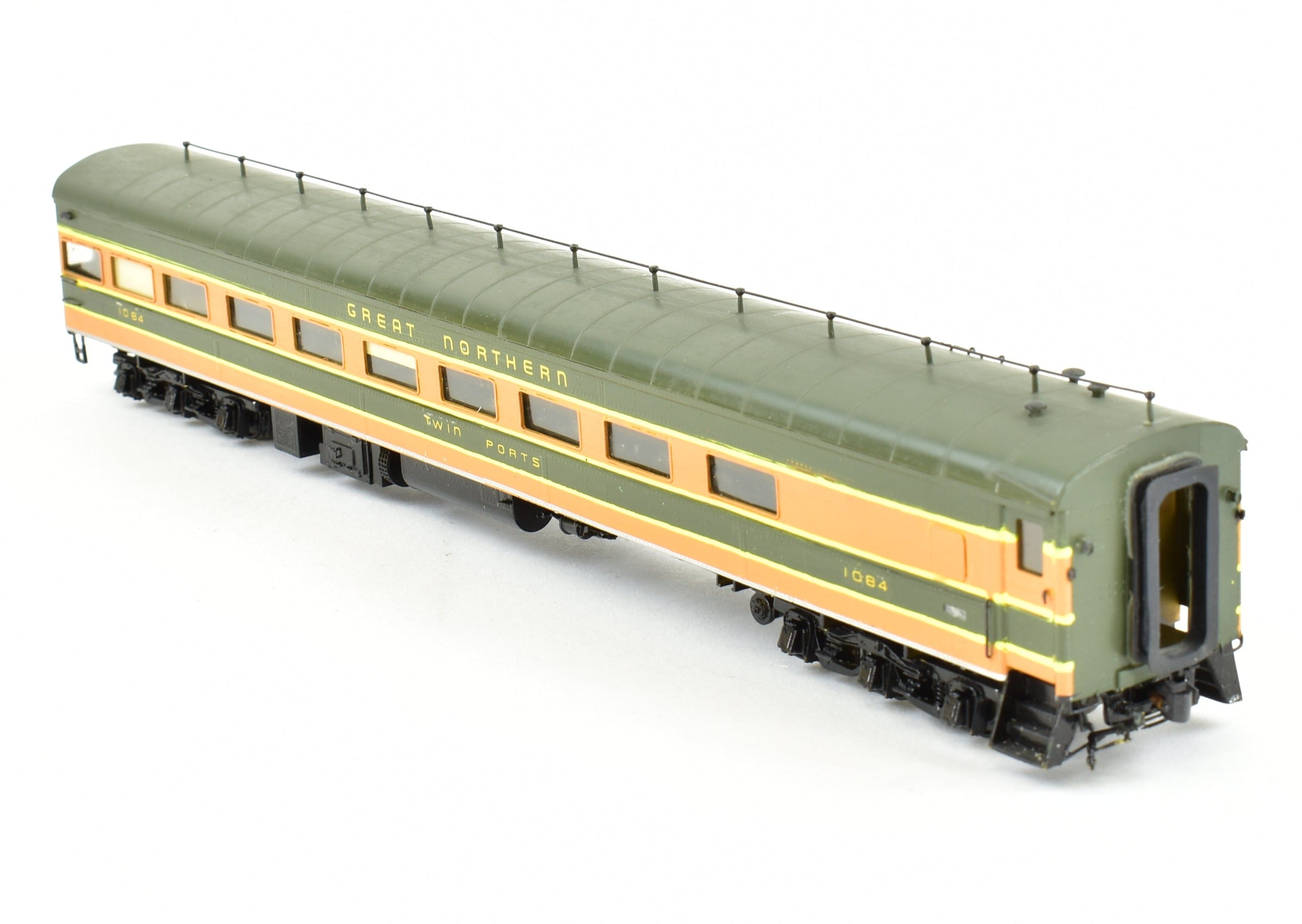 HO Scale Brass Oriental Limited Great Northern Buffet Parlor Observation Model Modified for Mid - Train Service, CP Brand