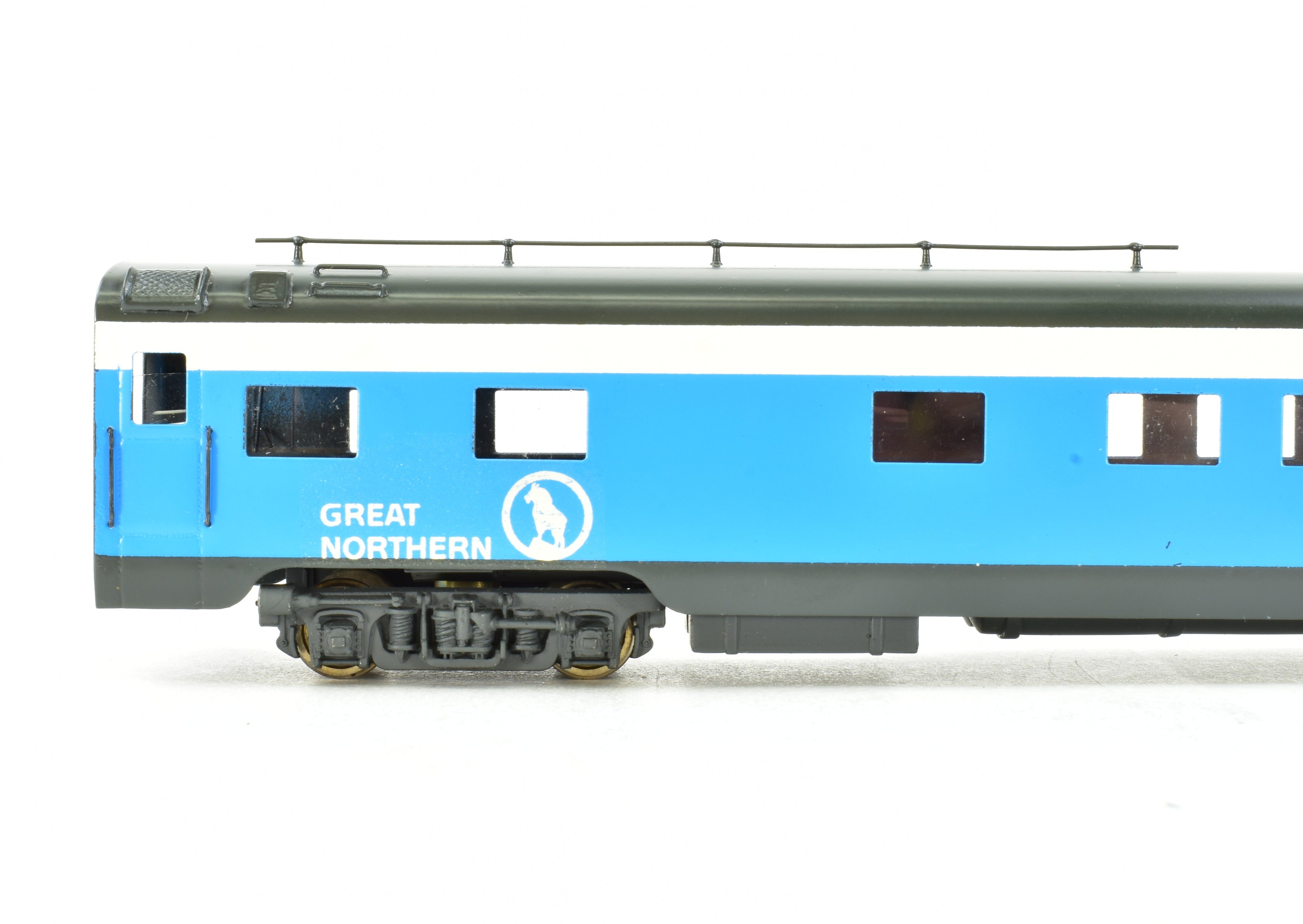 HO Scale Brass Great Northern 5-Car Big Sky Blue Passenger Set by Westside