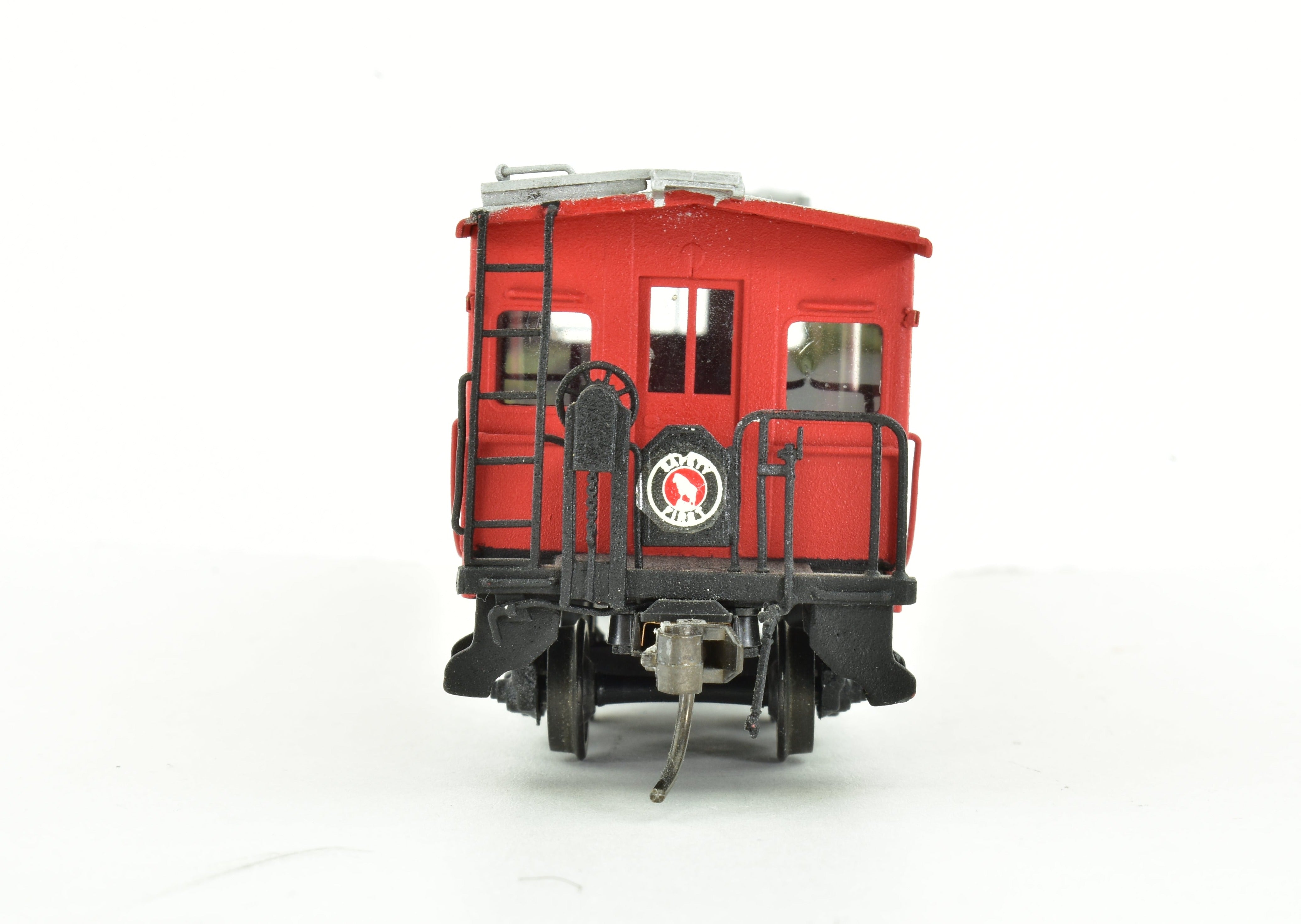 HO Scale Brass Model Train - Oriental Limited Great Northern Bay Window Caboose CP No. X271, a Collectible Train Model