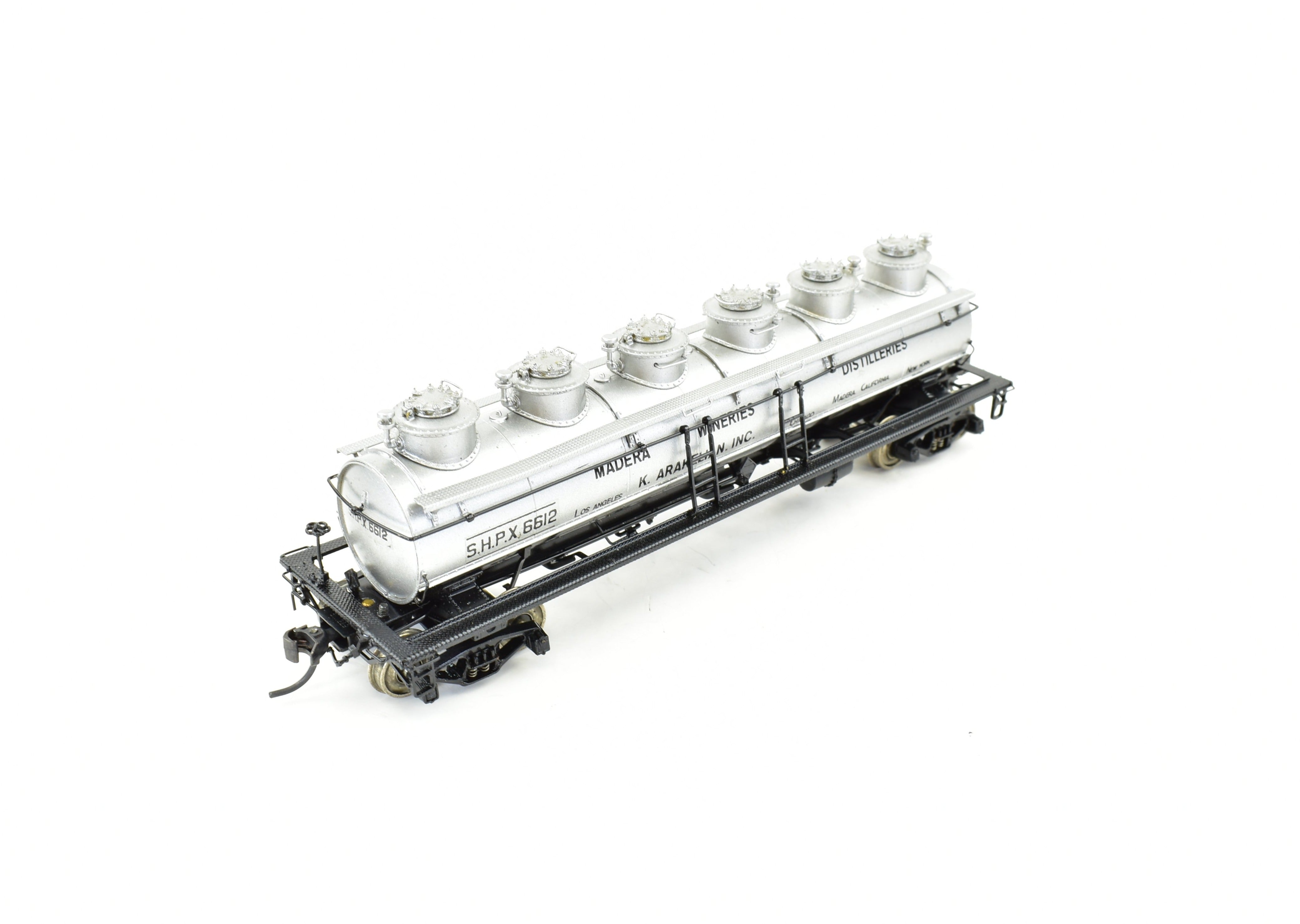 1992 HO Brass Precision Scale Co. G.A.T.X. Madera Wineries 6 Dome-Wine Tank Car