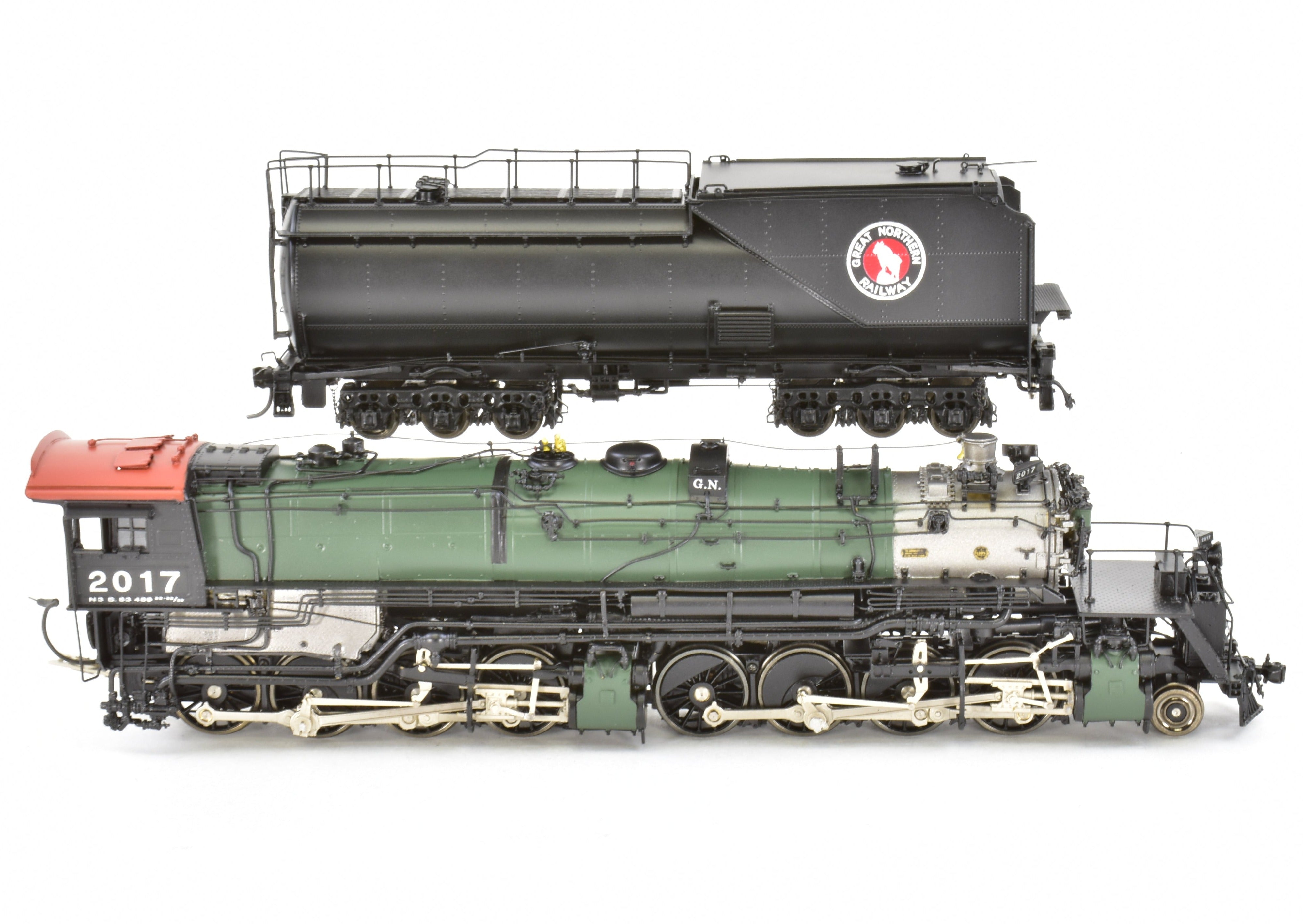 HO Scale Brass Model Train by Precision Scale Co. - Great Northern Class N - 3 2 - 8 - 8 - 0 FP in Glacier Park Scheme