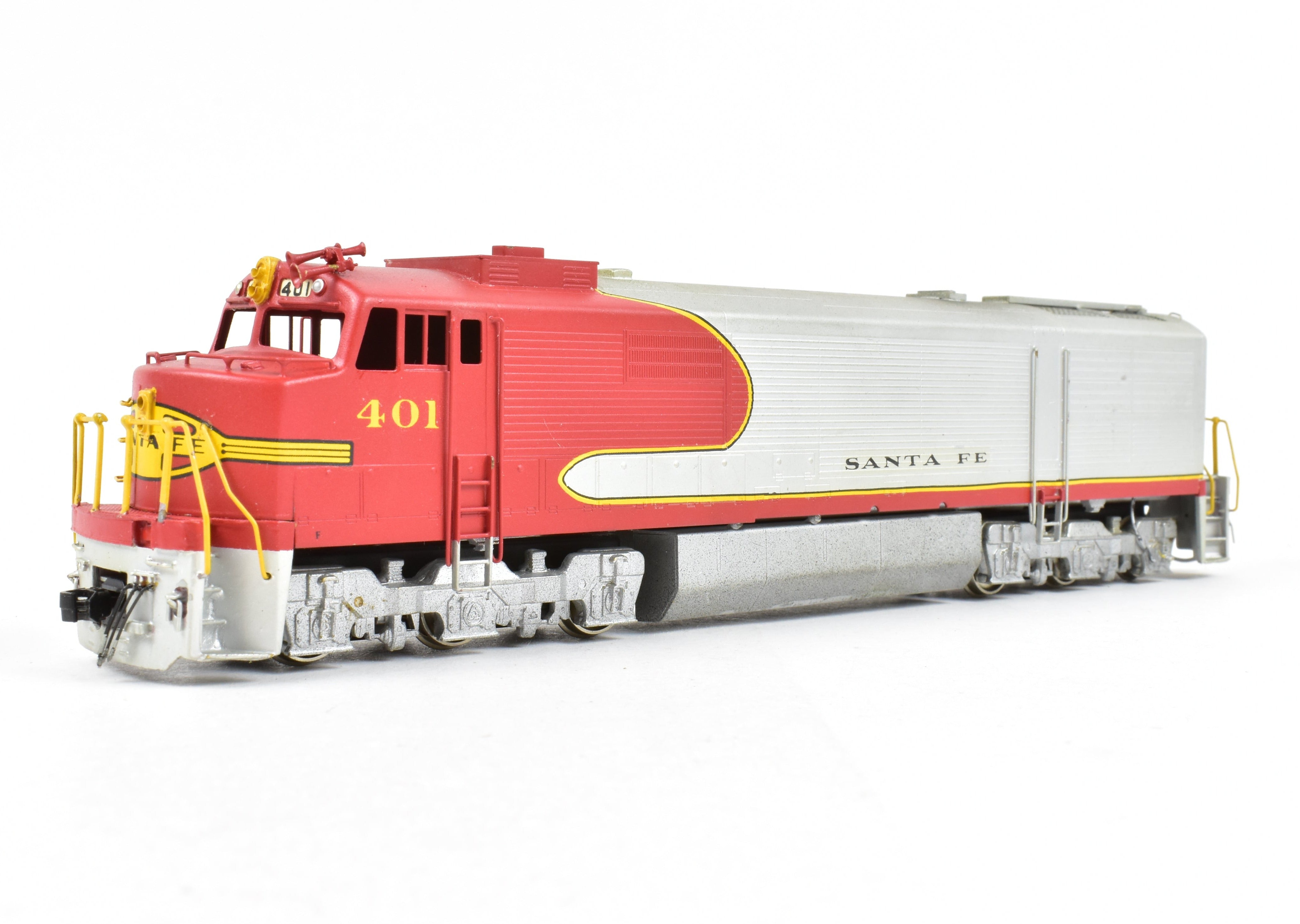 HO Scale Brass Hallmark Models ATSF - Santa Fe GE U30CG Cowl Passenger Diesel Locomotive with Custom Painting and Detailing