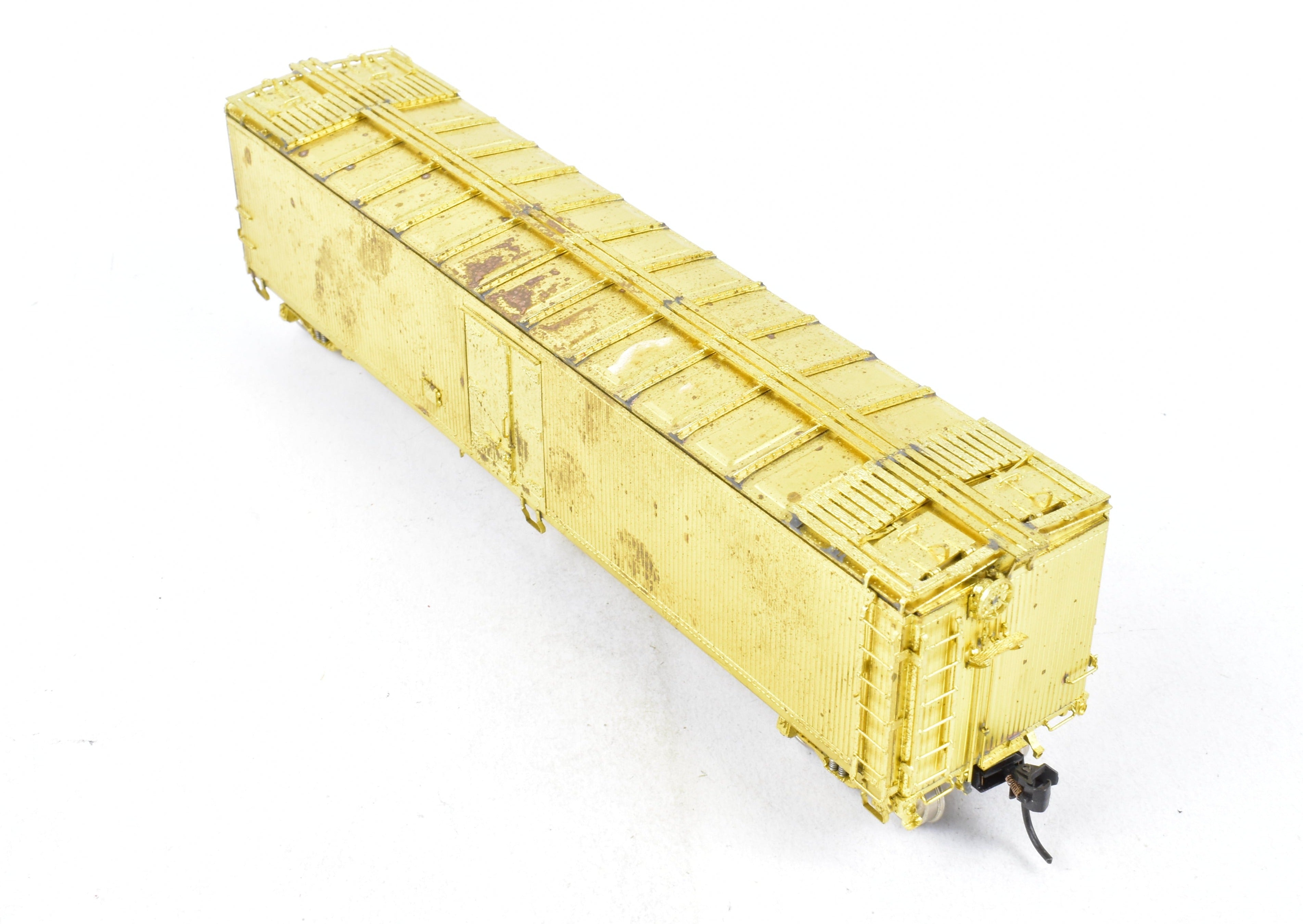 HO Scale Brass Model Railroad Refrigerator Car by OMI - Overland Models, Inc., Representing ATSF - Santa Fe SFRD Rr - 10 Class 50' Ice Bunker Wood Design without Original Box