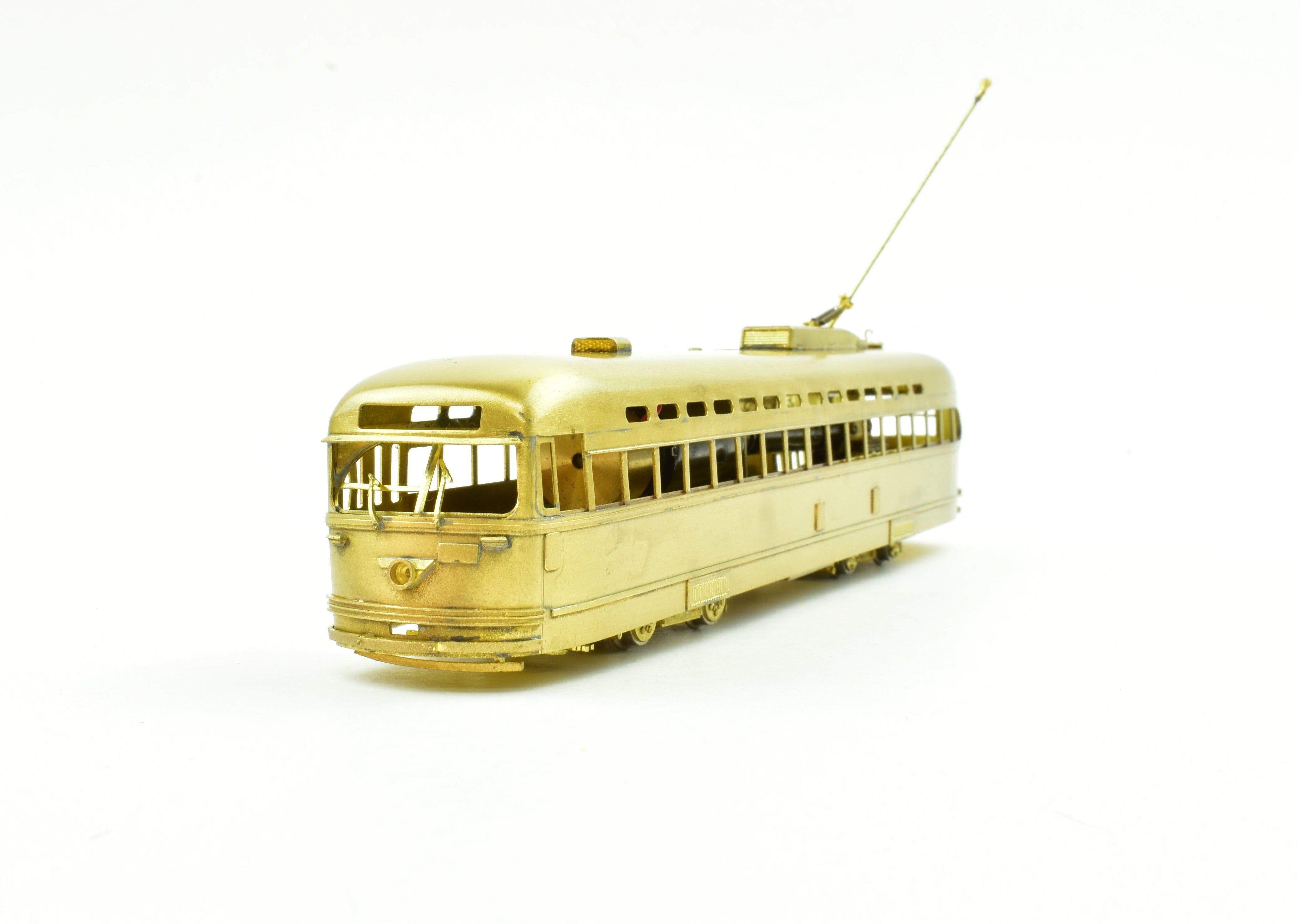 HO Scale Brass Model Train - The Car Works CSL Chicago Surface Lines 1946 Pullman Green Hornet PCC Car Replica