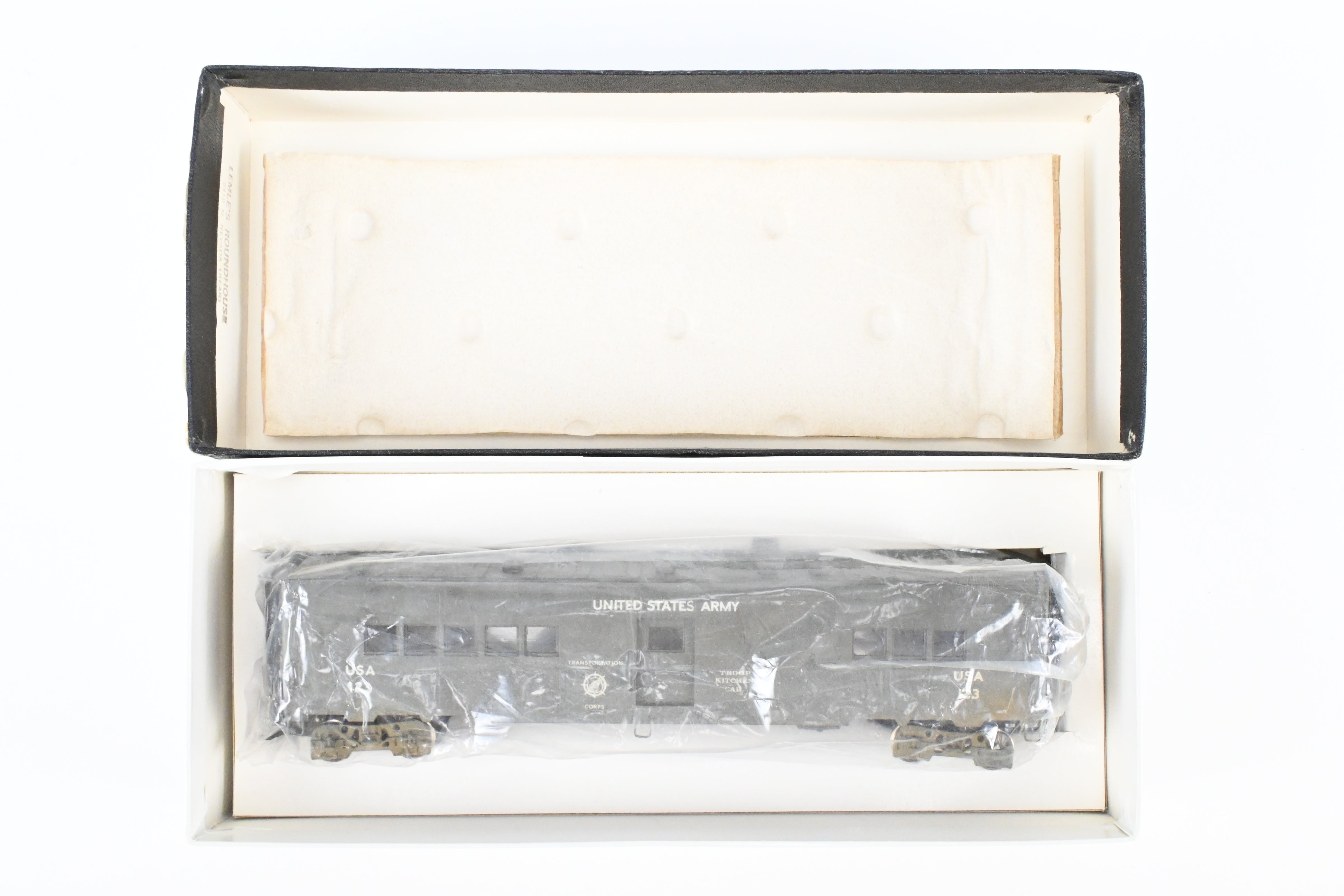 HO Scale Brass Hallmark Pullman Troop Sleeper Custom-Painted for US Army