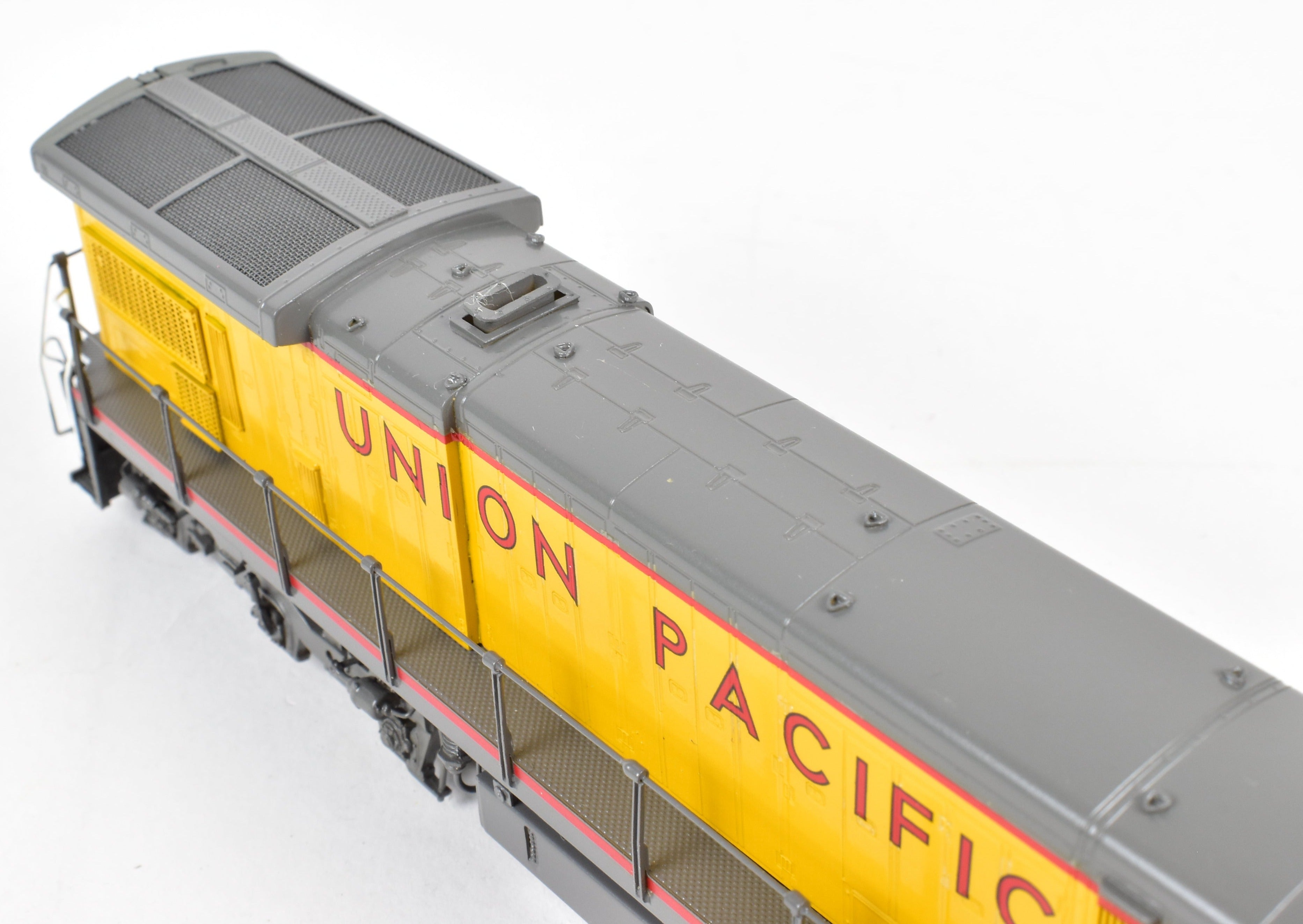 HO Brass OMI Union Pacific GE C30 - 7 FP 1990s Era Factory - Painted No. 2401 Model