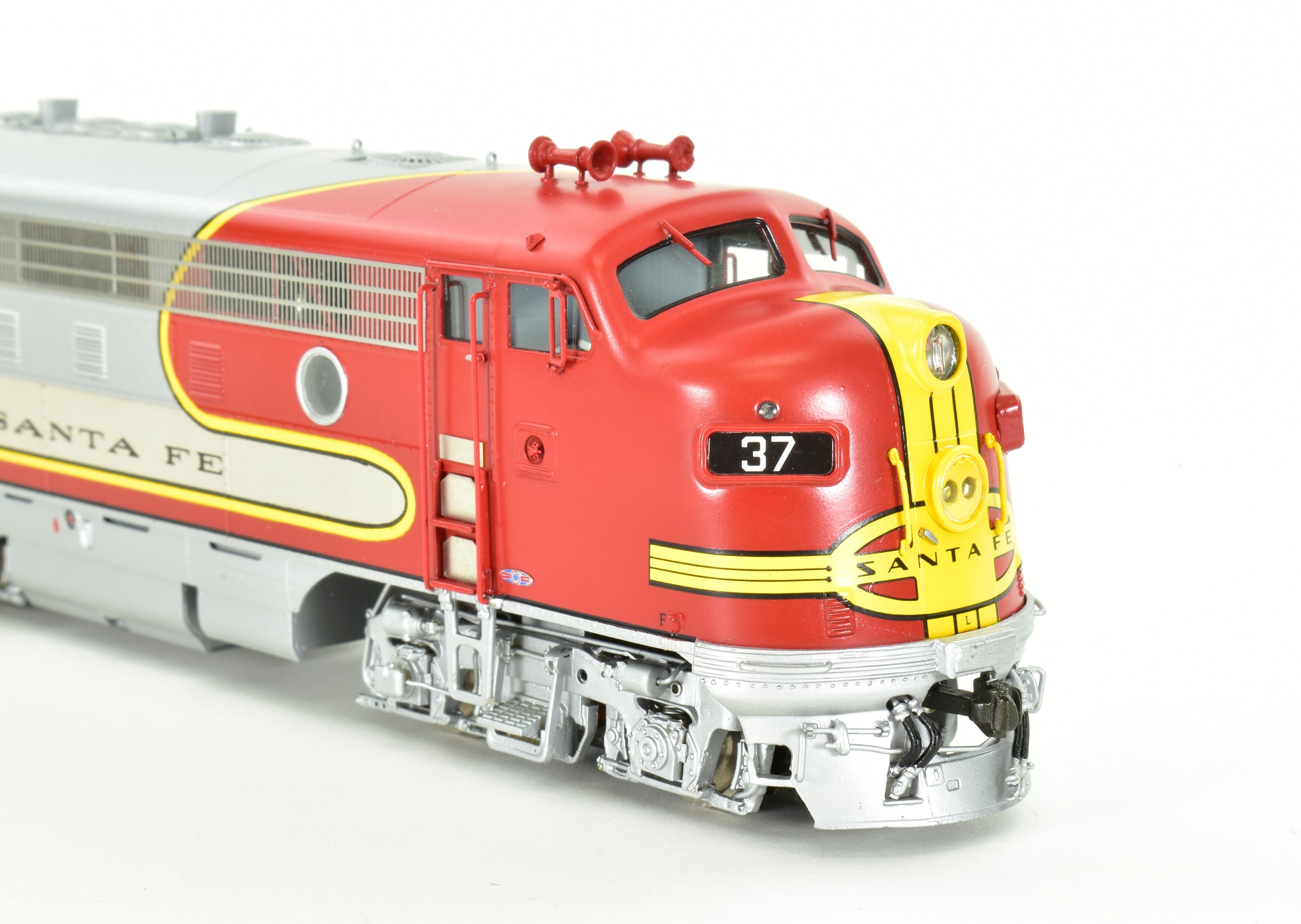 High - Quality HO Scale Brass Diesel Locomotive CON CIL - Challenger Imports ATSF Santa Fe Passenger Service EMD F7 A/B/B/A Set with Factory Painting and Plating