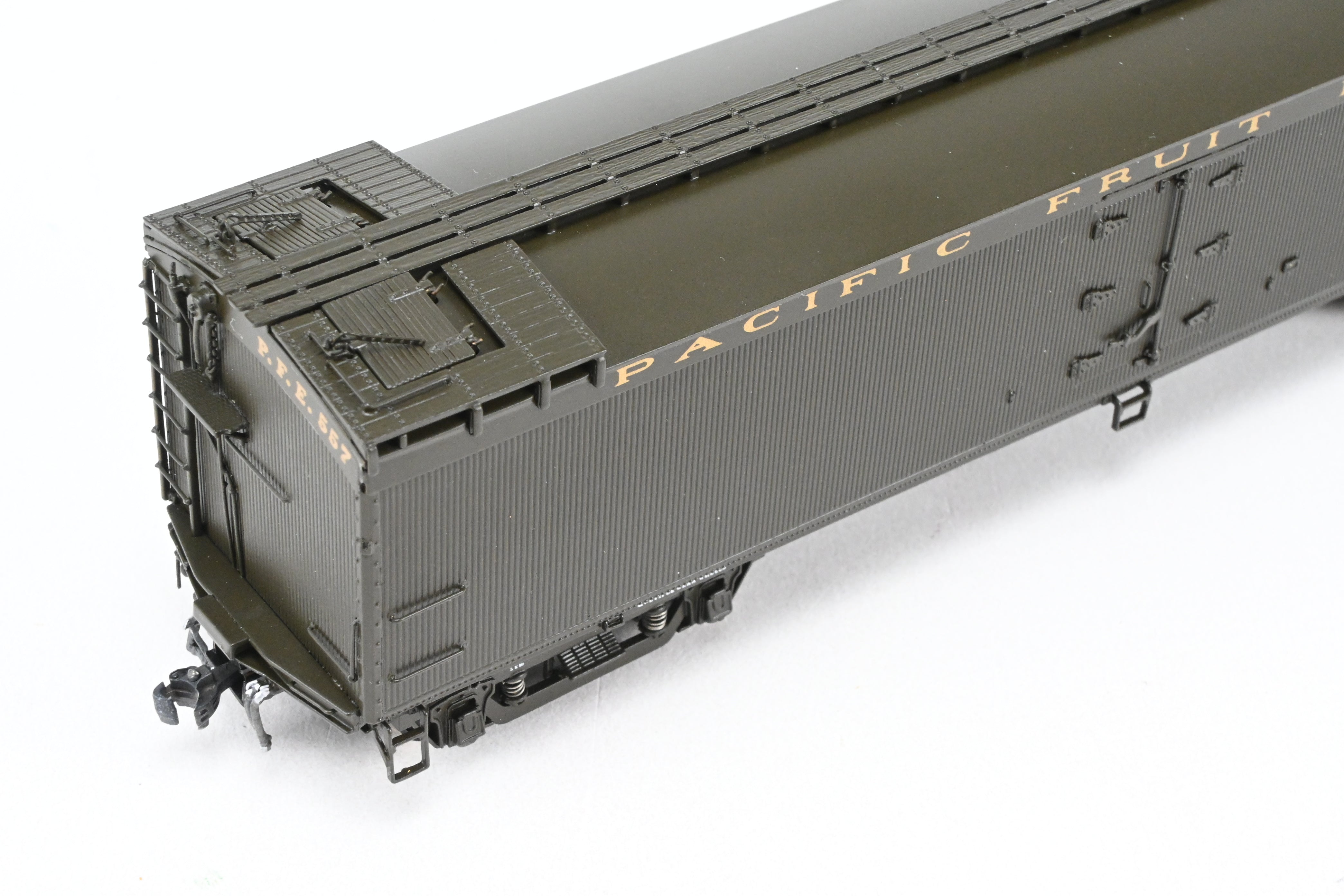 HO Brass Challenger Imports PFE Pacific Fruit Express Early Refrigerator Car FP #557