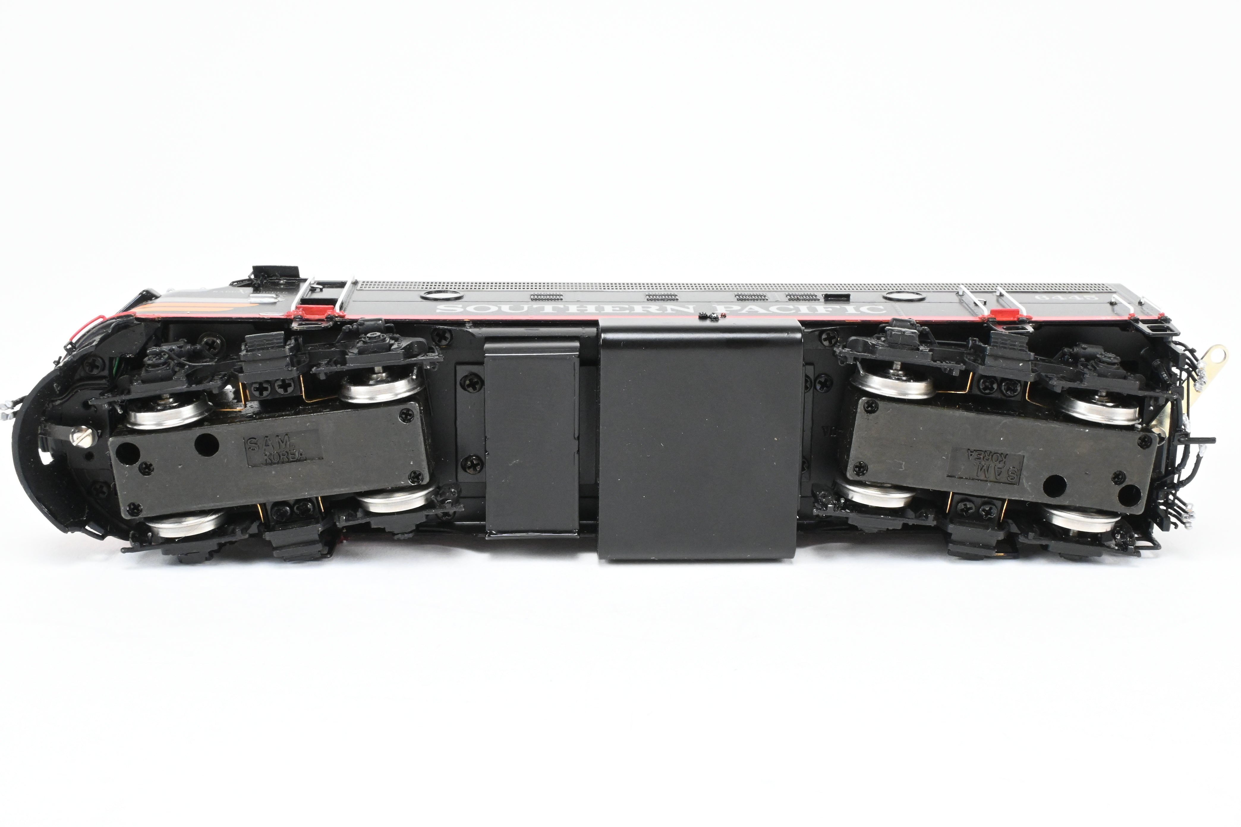 HO Scale Brass EMD FP7A/F7B Set in SP Black Widow Scheme