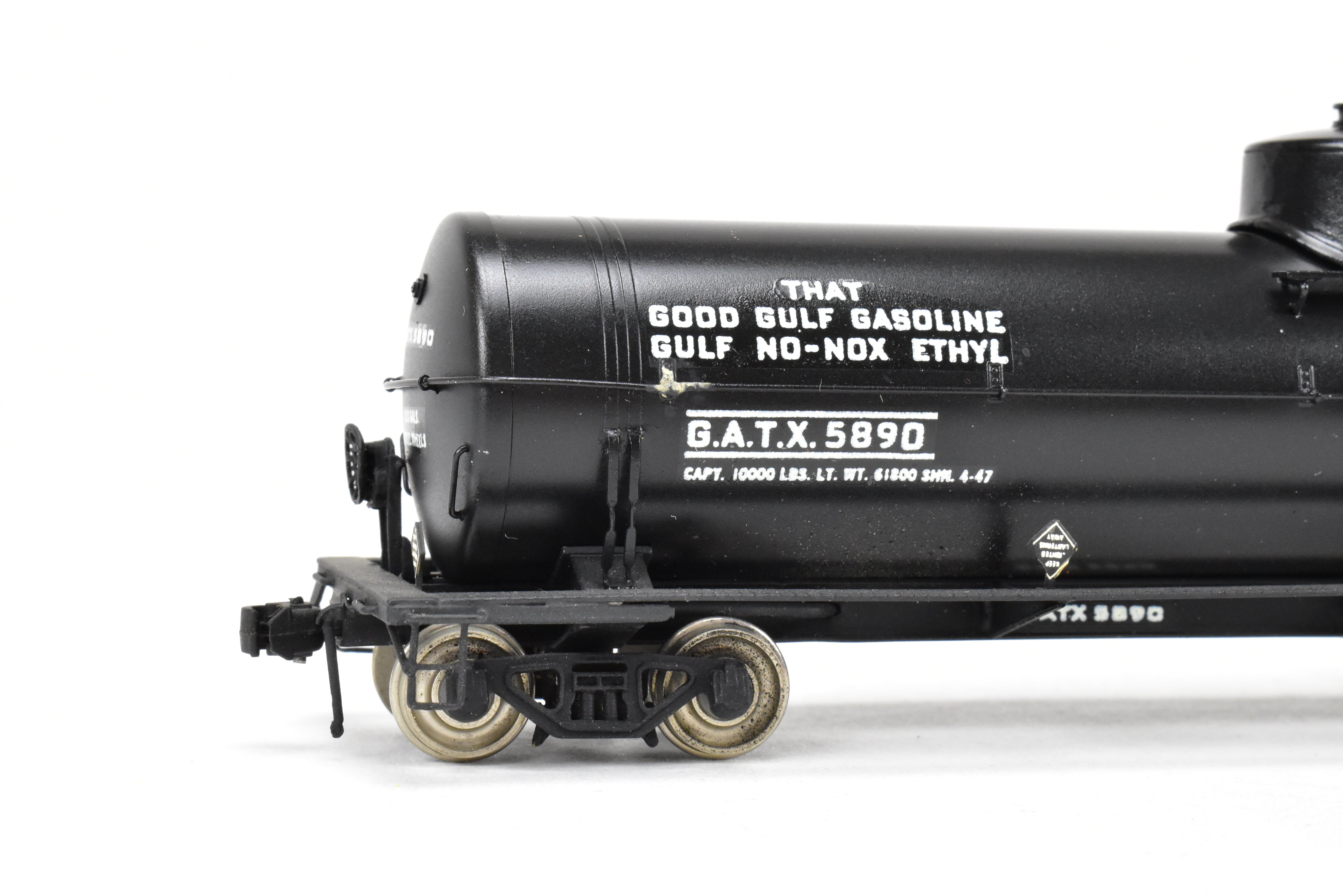 HO Scale Brass Precision Scale Co. Model 16,000 Gallon Tank Car with Gulf Oil Corporation Decals for Railroad Enthusiasts