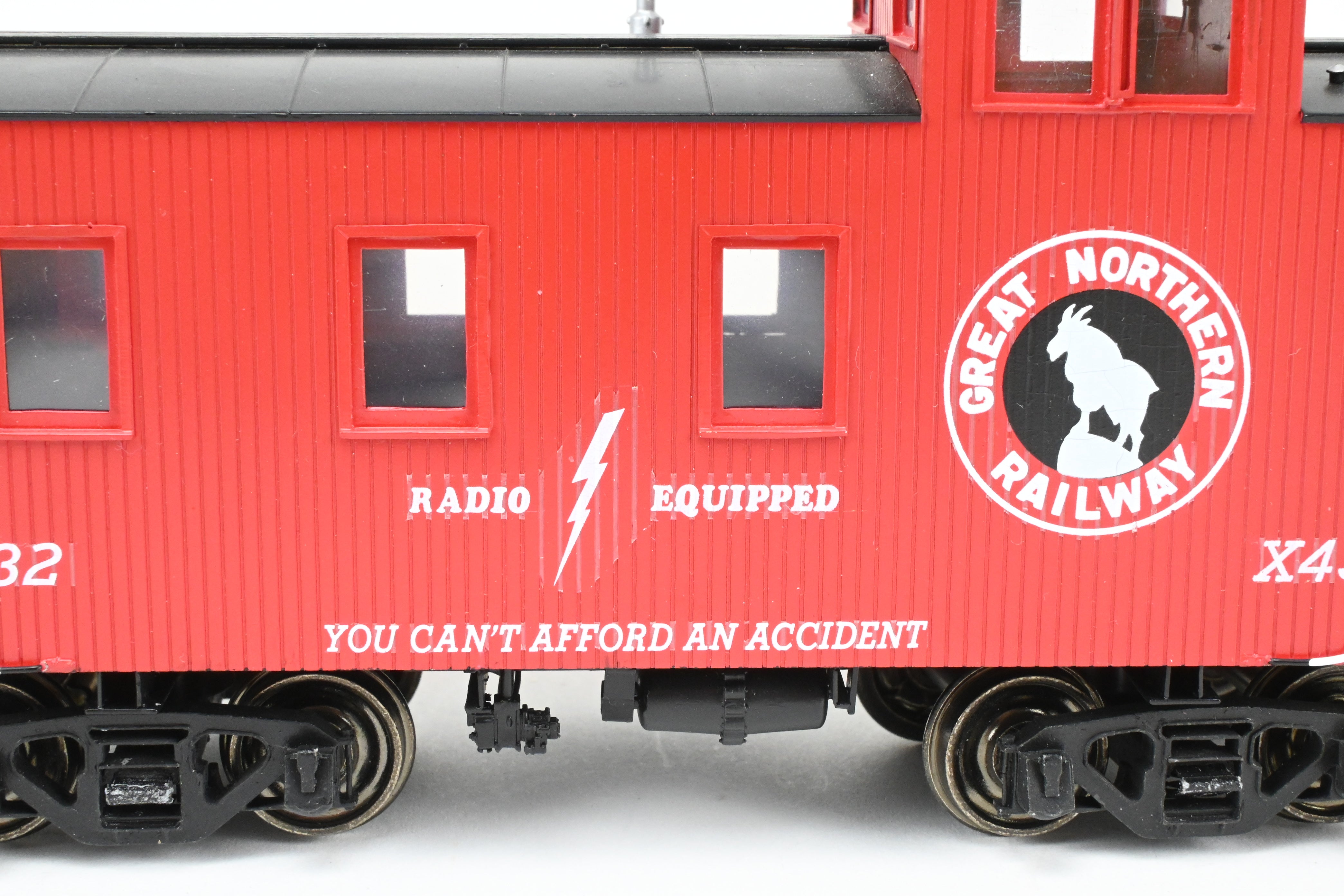 1987 Collector's Edition Great Northern Wood Caboose FP #X432 by Beaver Creek Model Co.
