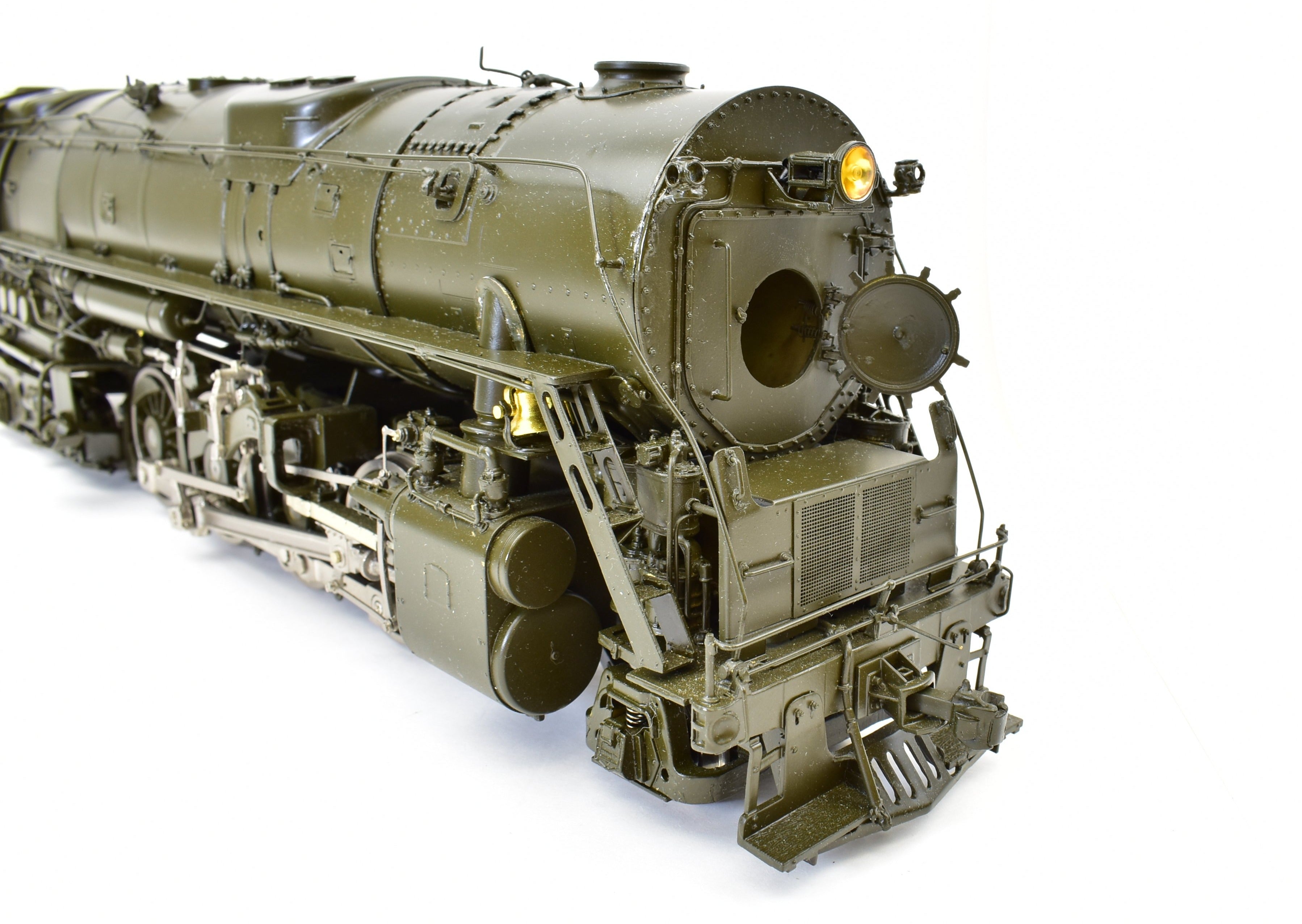 O Scale Brass Model Train - Overland Models, Inc. Pittsburgh & Lake Erie A-2 2-8-4 Factory Painted by Ajin in Korea