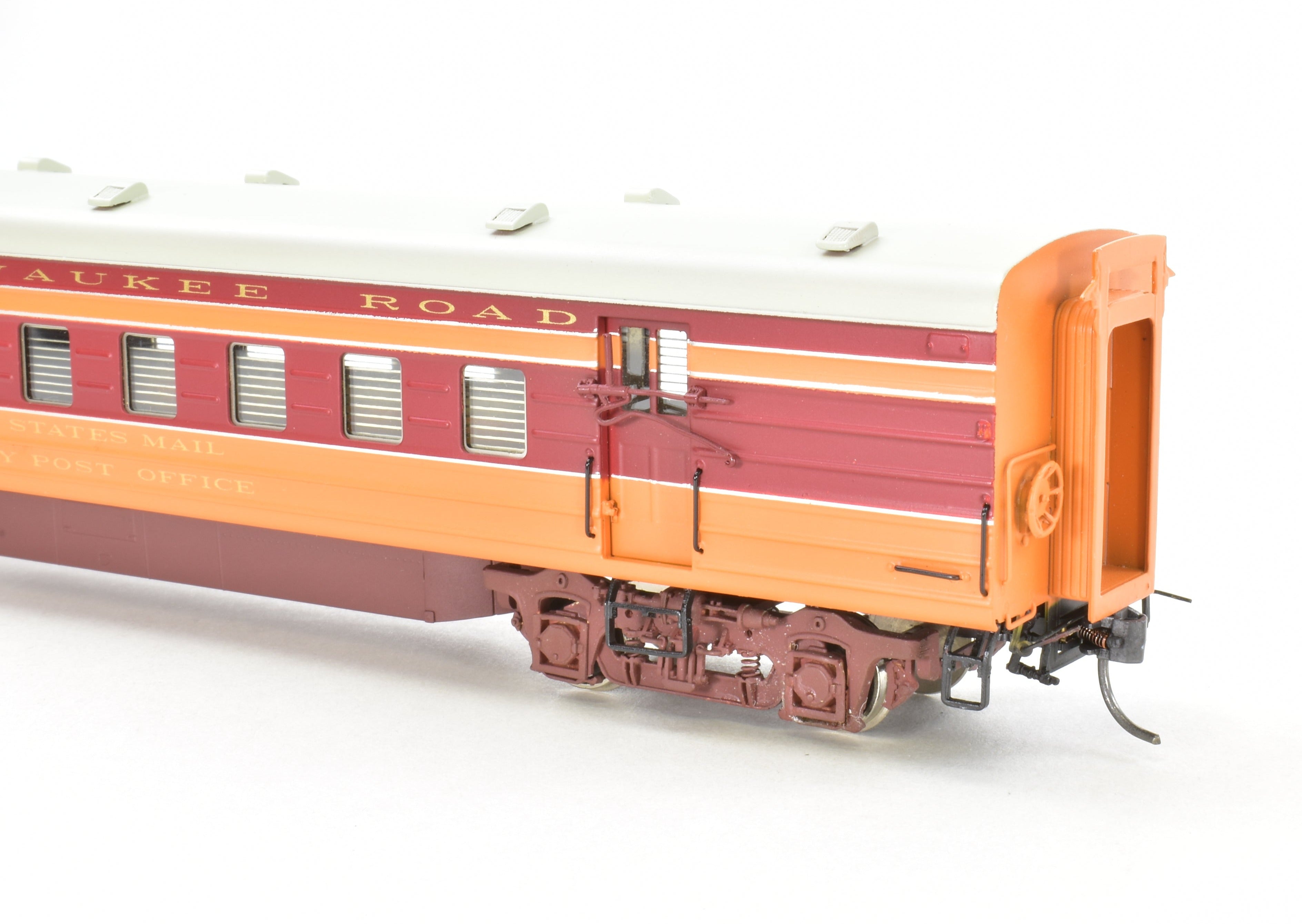HO Brass Precision Scale Co. 1939 Milwaukee Road Hiawatha 60' Painted Railway Post Office Car