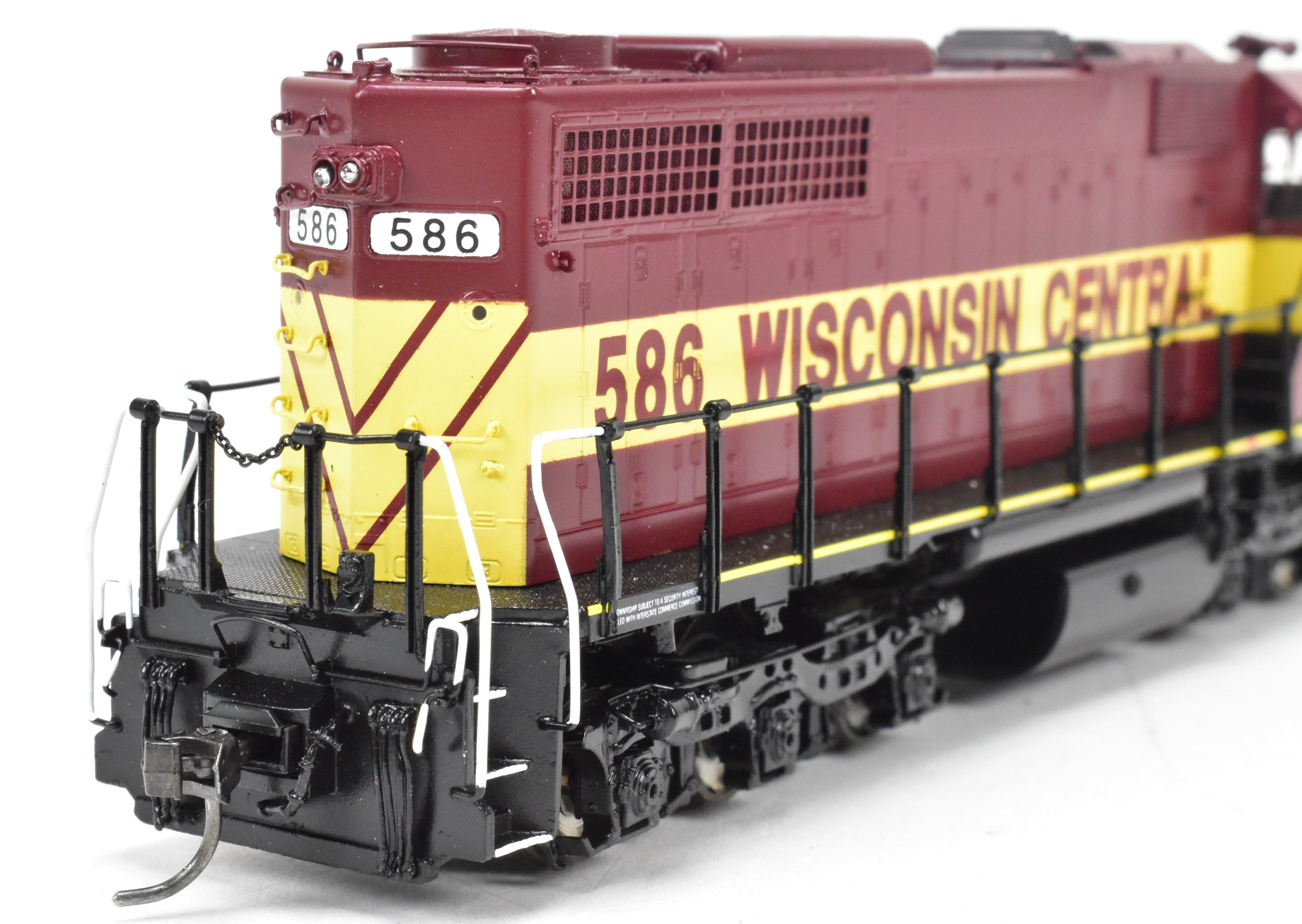 HO Scale Brass Diesel Locomotive - Overland Models, Inc. WC - Wisconsin Central EMD SDL39 Factory Painted Model No. 586