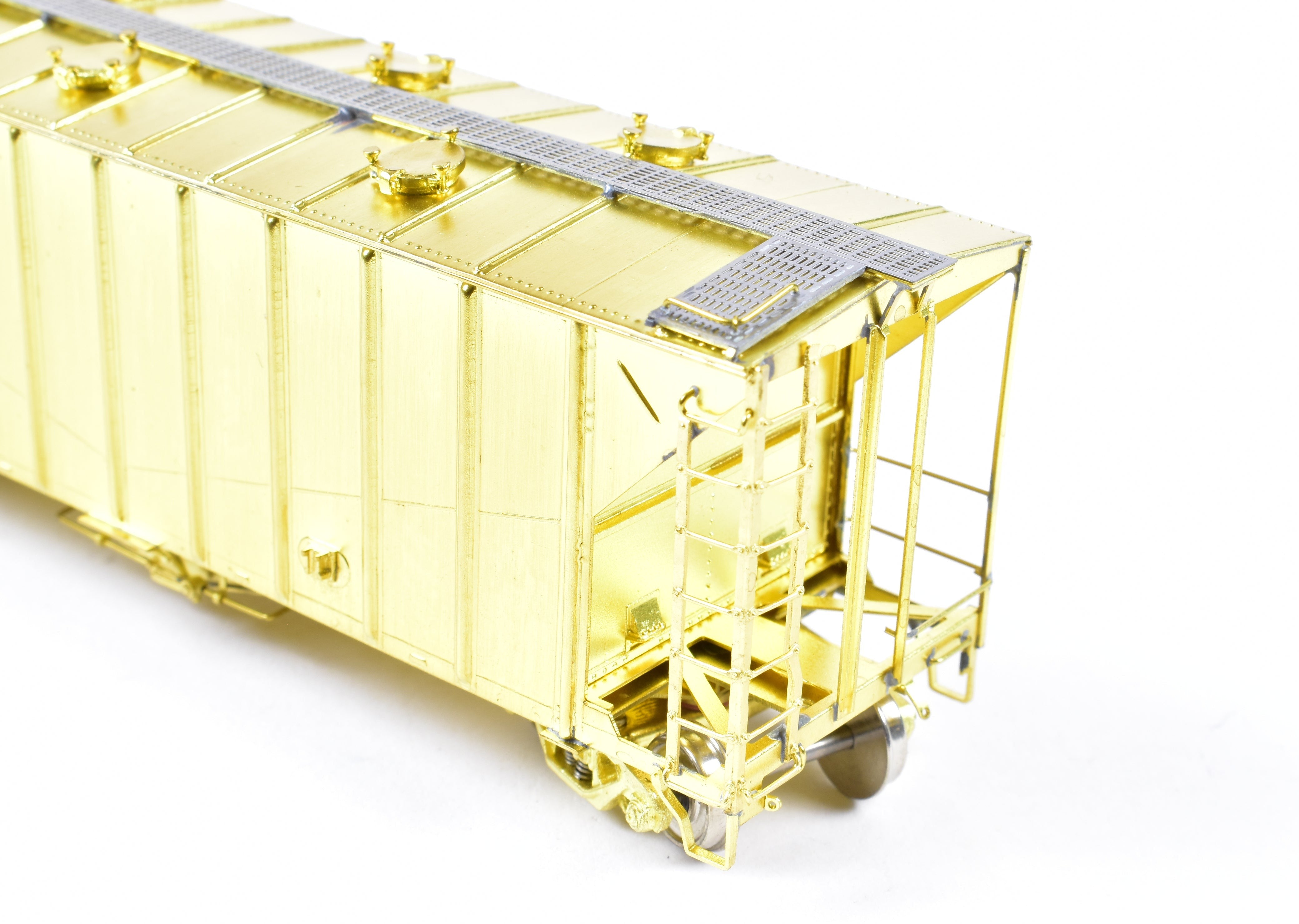 1965 HO Brass Airslide Covered Hopper by OMI w/ Tri - Angular Gussets