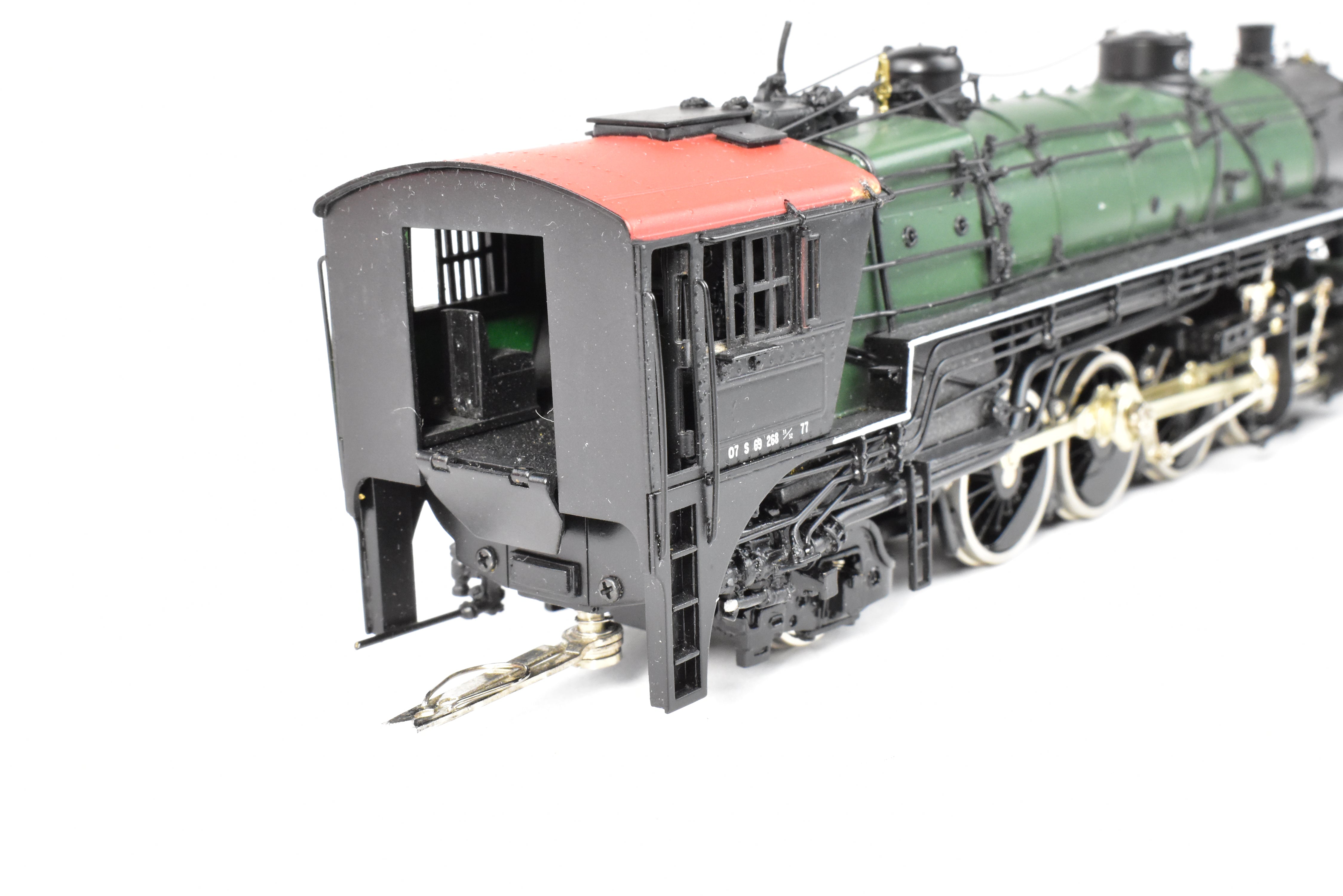 HO Scale Brass Model Train - Precision Scale Co. (PSC) Great Northern Class O - 7 with Vestibule Cab 2 - 8 - 2 Freight Locomotive