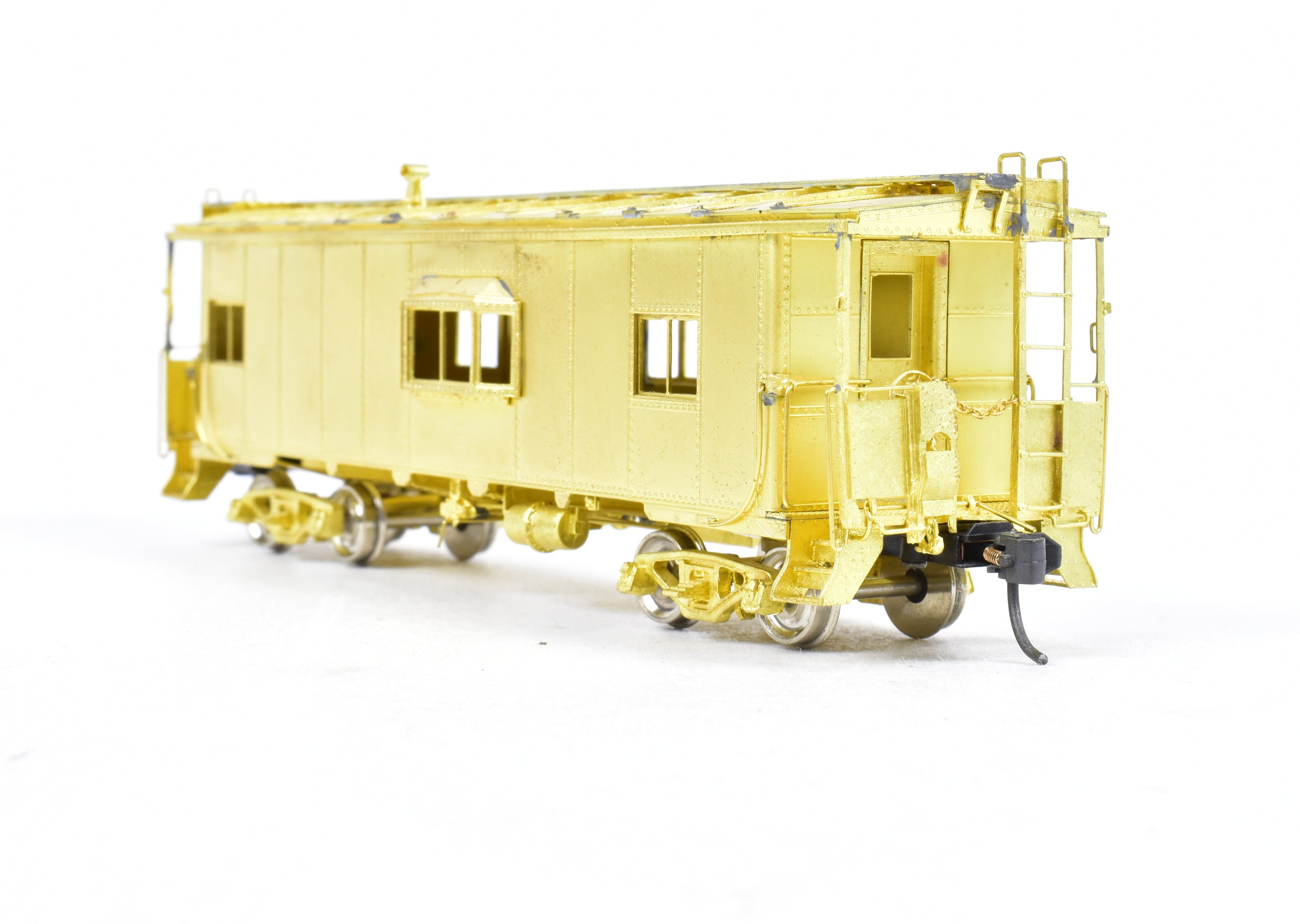 HO Scale Brass Illinois Terminal Bay Window Caboose #980 - 989 by OMI - Overland Models, Inc.