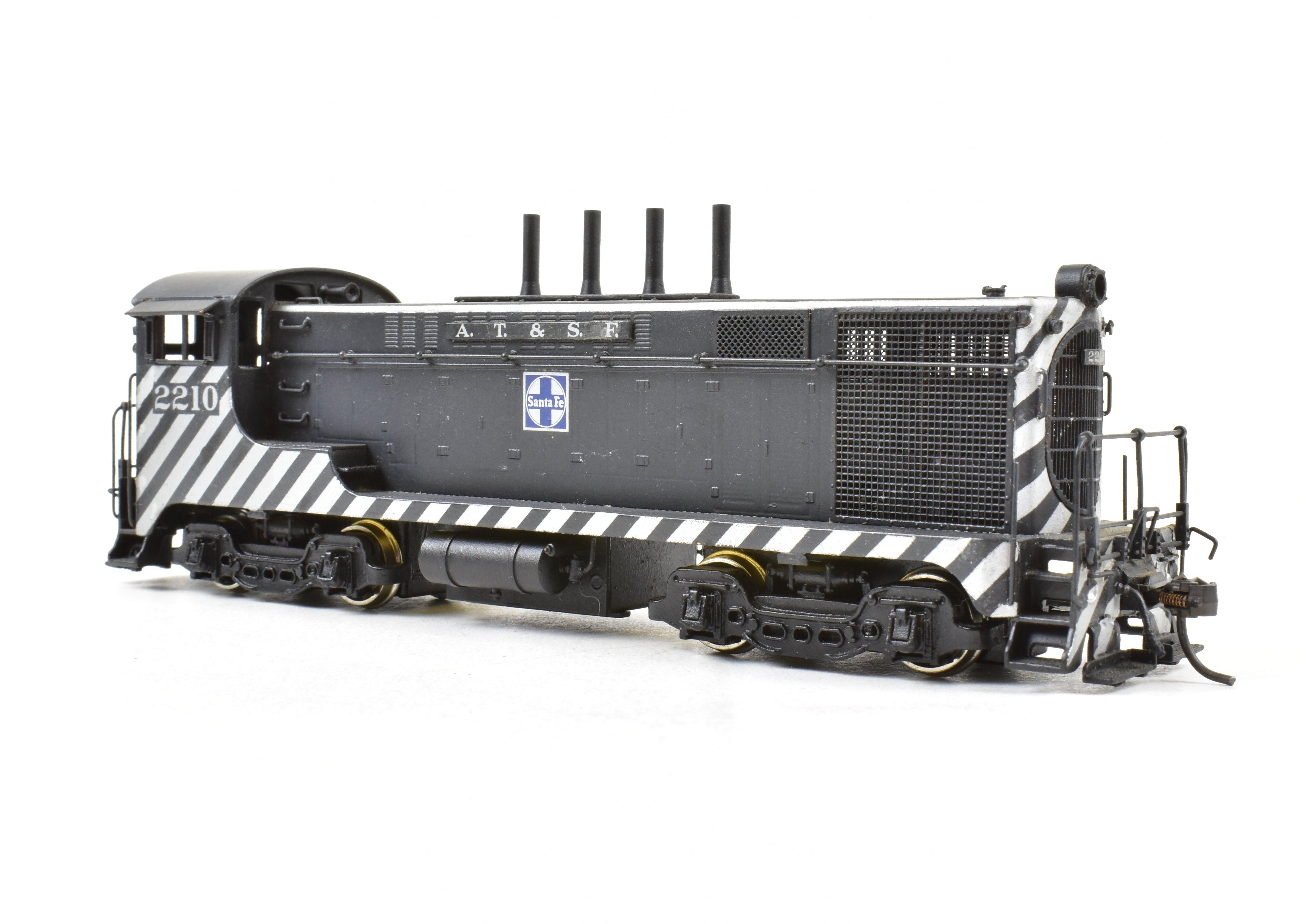 HO Scale Brass Hallmark Models ATSF - Santa Fe Baldwin VO - 1000 Diesel Switcher Model of the 1939 Version with Custom Painting