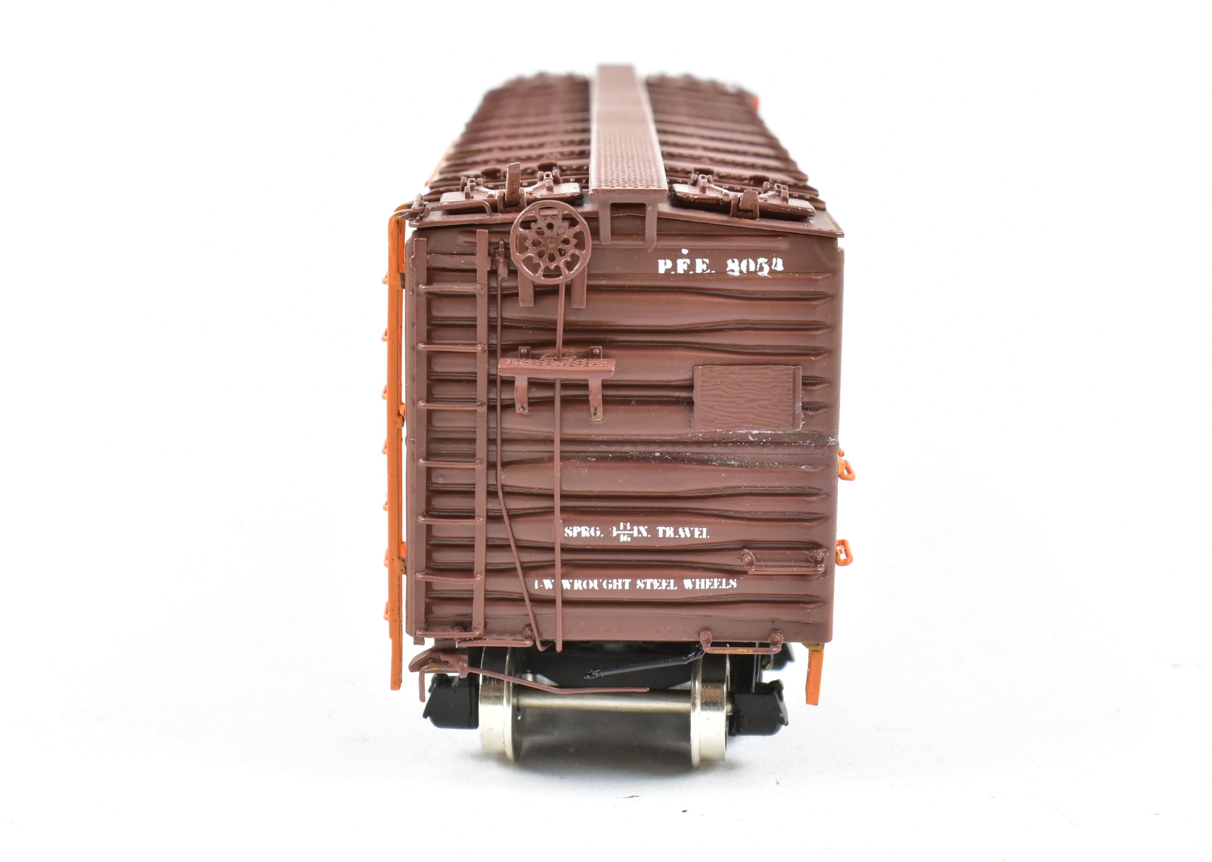 HO Brass Challenger Imports PFE Pacific Fruit Express R-40-26 #8054 Refrigerator Car