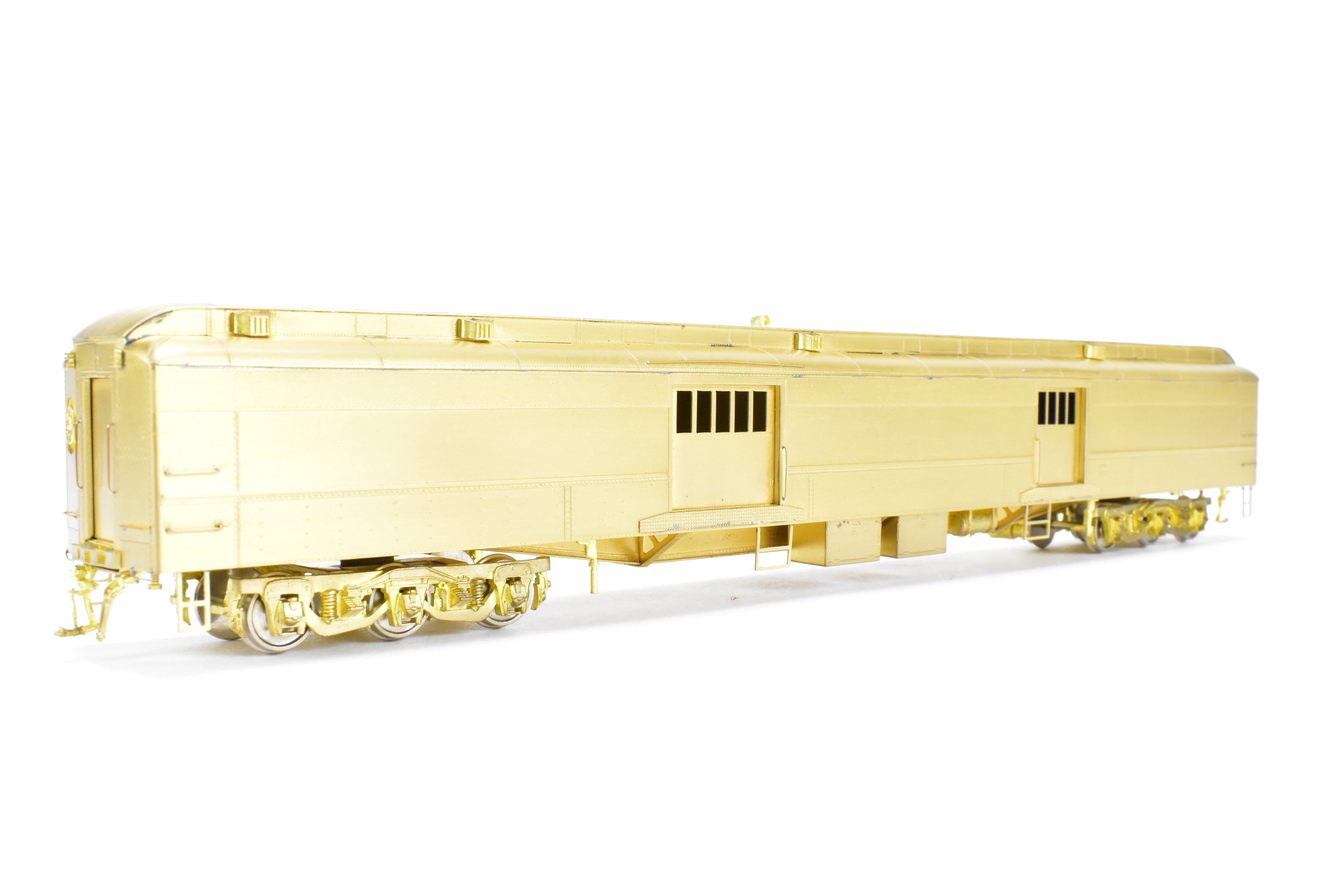 HO Scale Brass Cascade Models Great Northern (GN) Baggage Car Original Version with Square Ends and Wood Doors, Model Numbers #475 - #486