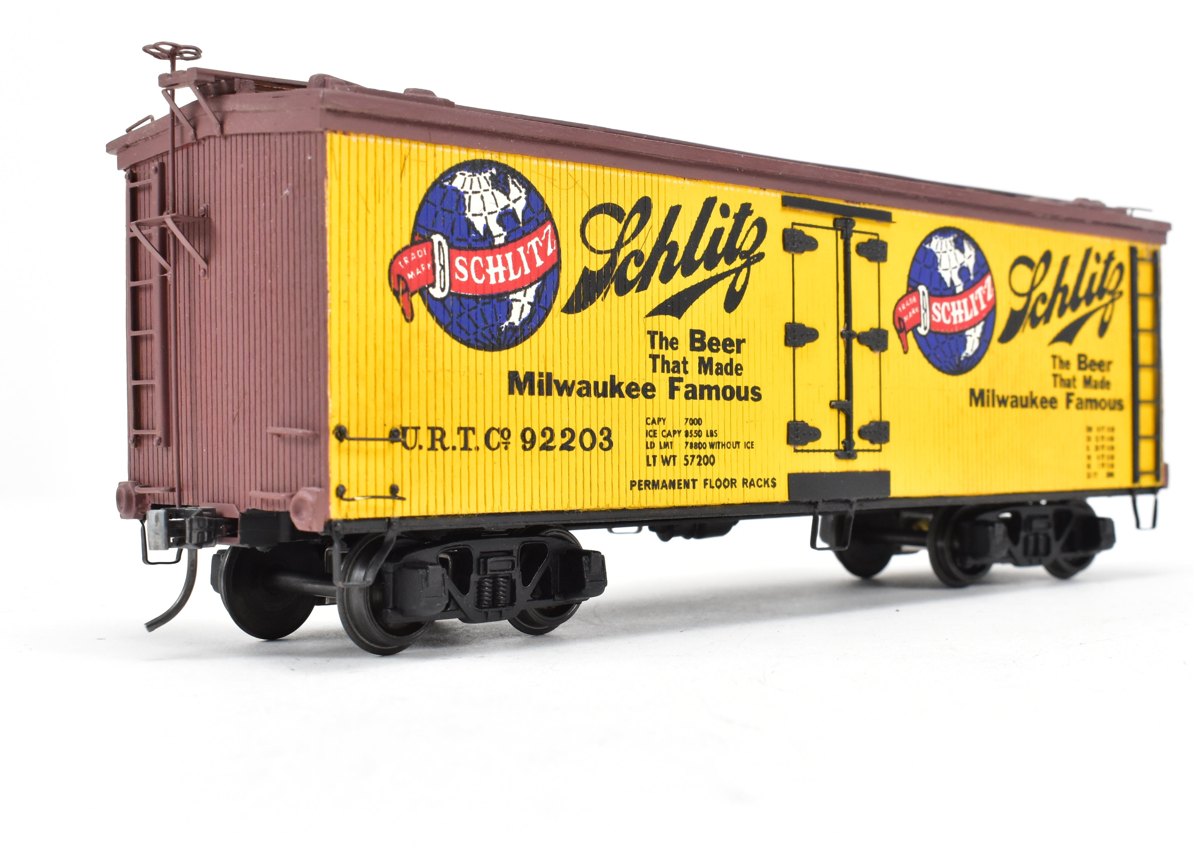 O Scale 36' Wood Beer Reefers: Schlitz & Old Heidelberg - 2 Professionally Built & Painted Models