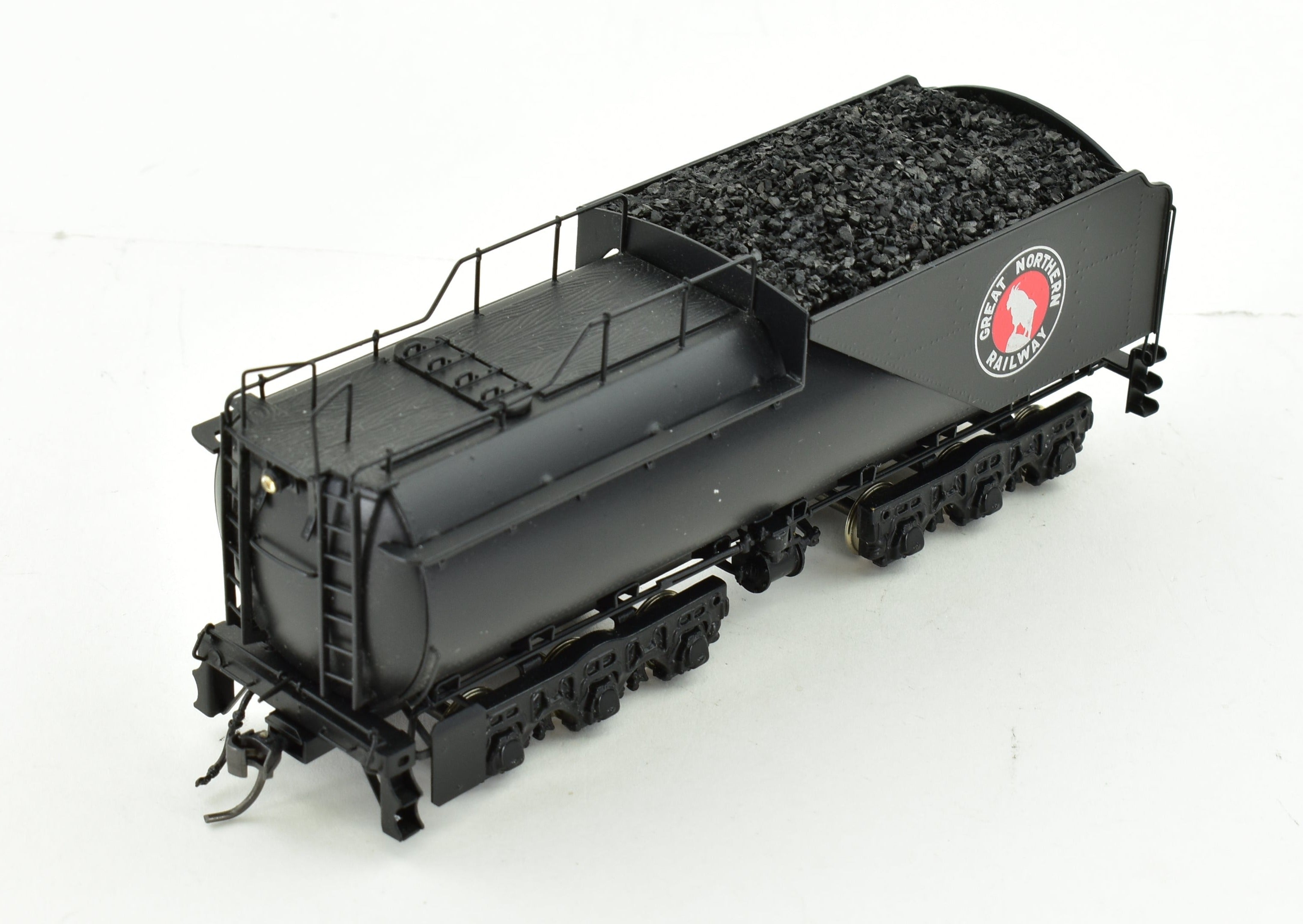 High - Quality HO Scale Brass Model Train CON PFM - Tenshodo GN - Great Northern 2 - 10 - 2 Class Q - 1 Factory - Painted Model from 1984 Production Run
