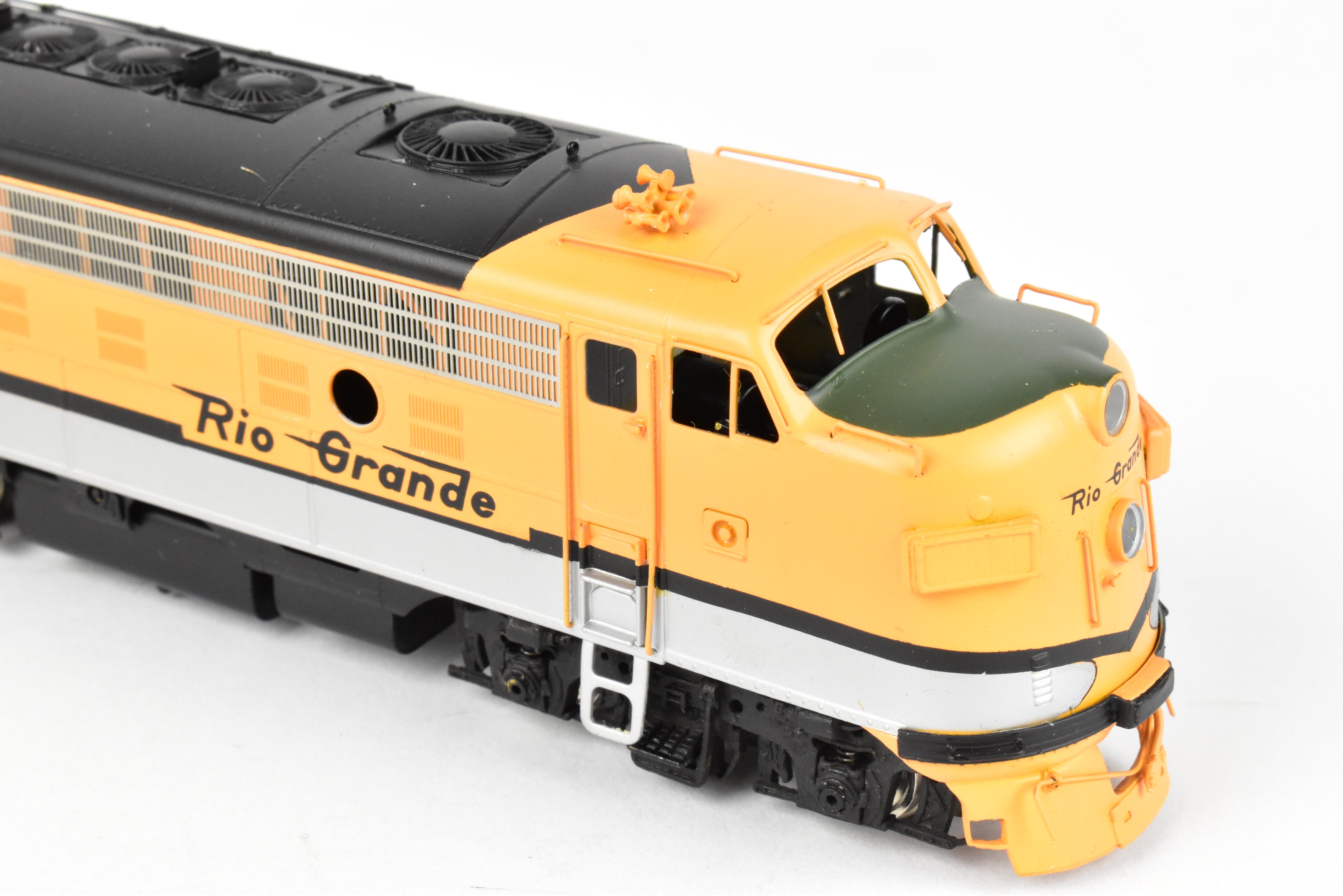 HO Scale Brass Model Train - Oriental Limited D&RGW Rio Grande EMD F9 A/B/B Set with 1750 HP Each and Factory Painted Finish