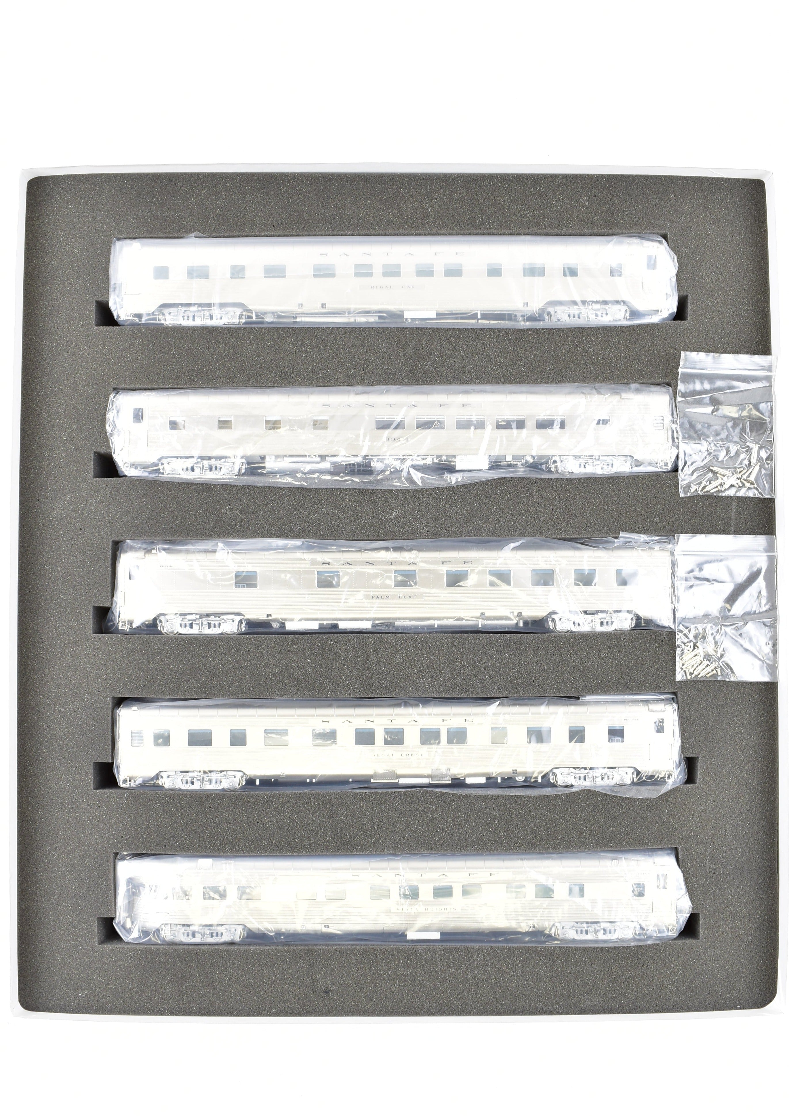 High - Quality HO Scale Brass Train Car Set - Challenger Imports ATSF - Santa Fe 1951 Super Chief 10 - Car Collection