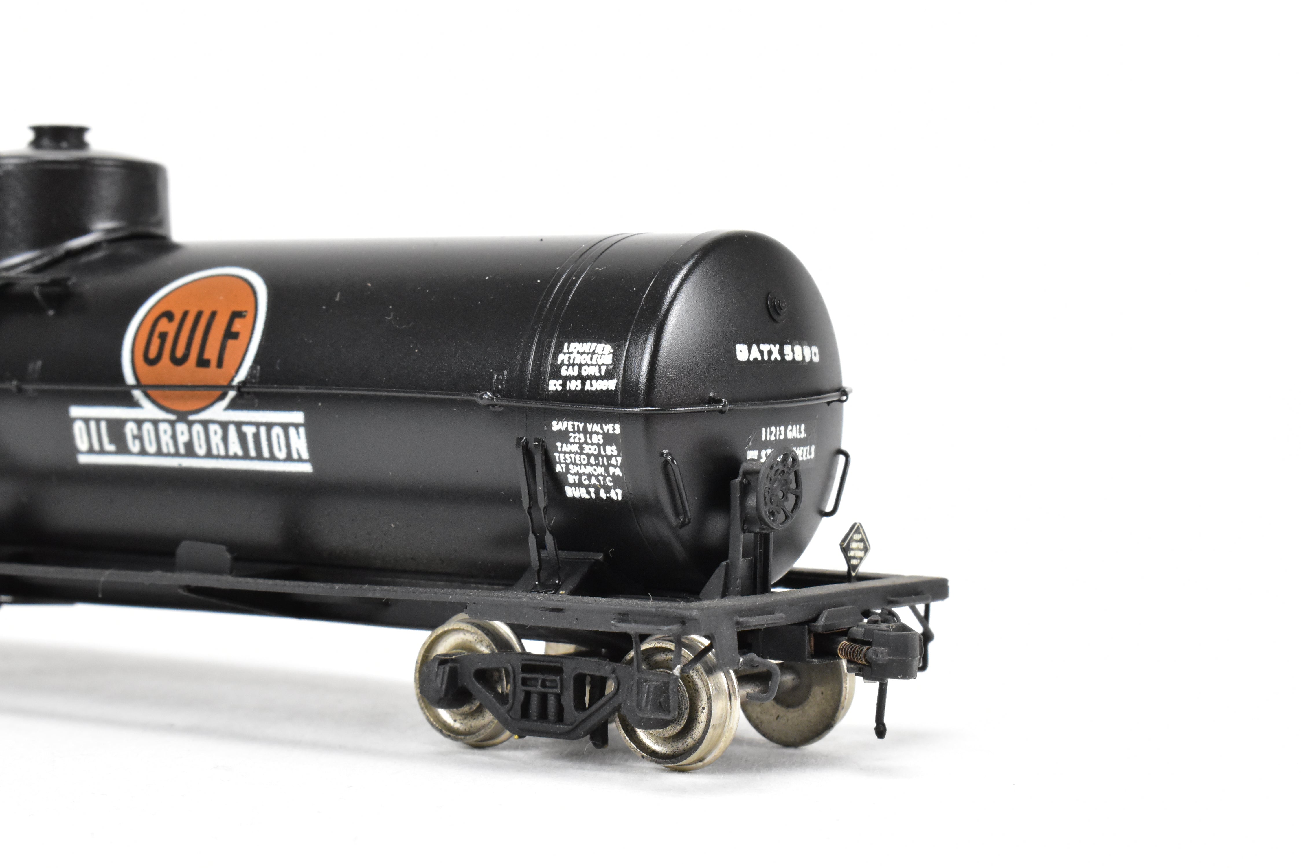 HO Scale Brass Precision Scale Co. Model 16,000 Gallon Tank Car with Gulf Oil Corporation Decals for Railroad Enthusiasts
