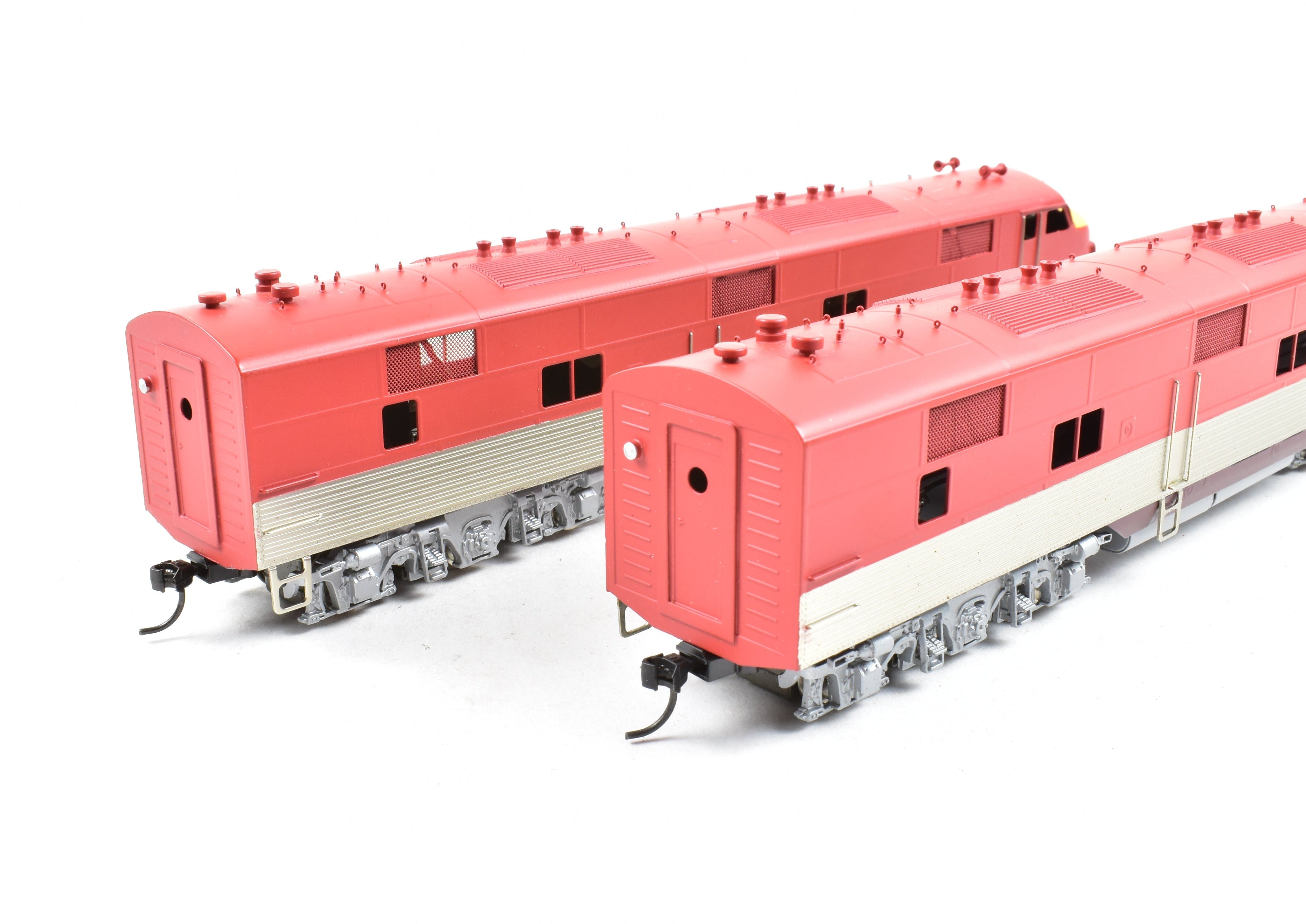 HO Scale Brass Hallmark Model Train Sets - Frisco and MKT (Missouri Kansas Texas Katy) The Texas Special E7 A - A Powered Locomotive Set