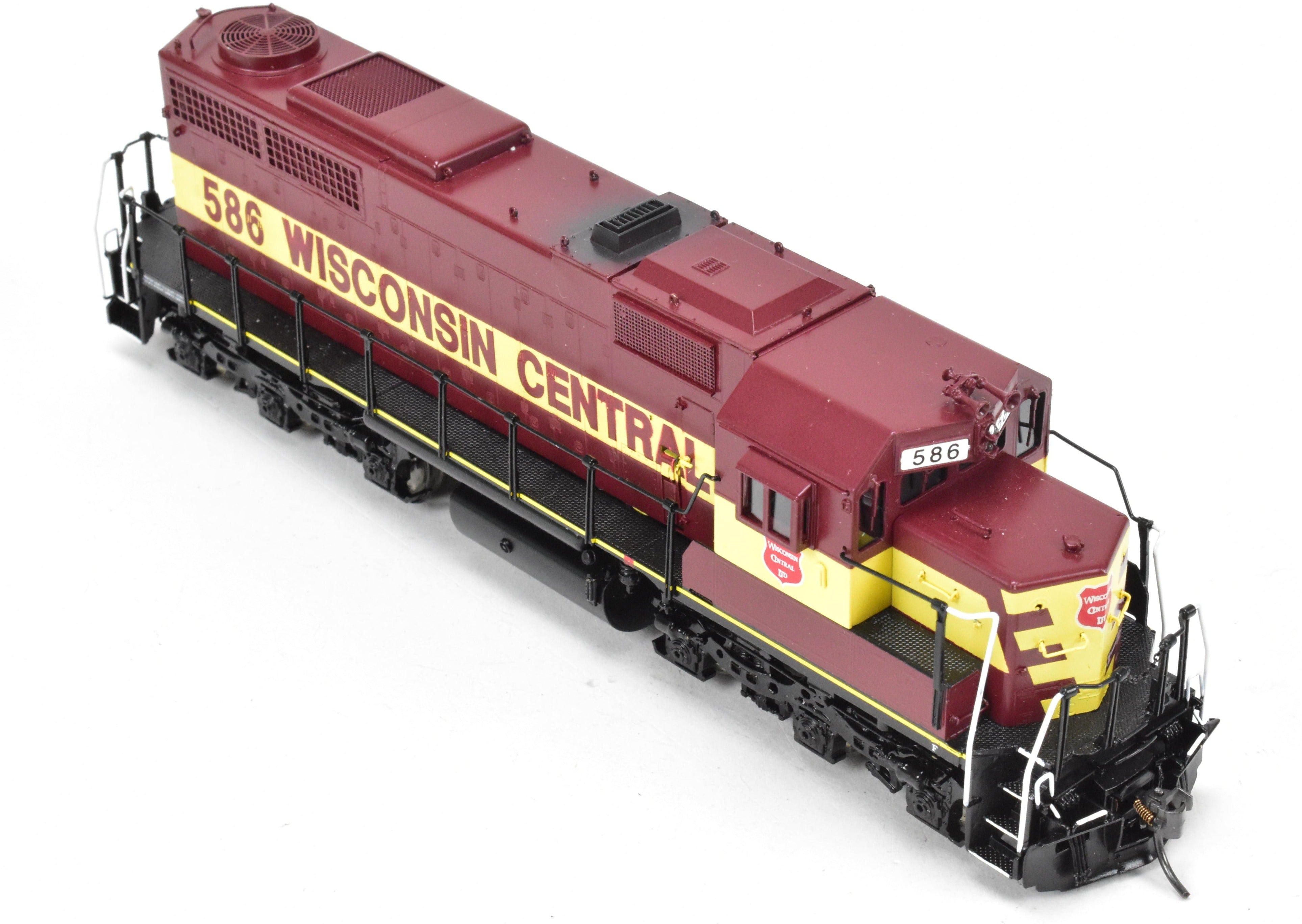 HO Scale Brass Diesel Locomotive - Overland Models, Inc. WC - Wisconsin Central EMD SDL39 Factory Painted Model No. 586